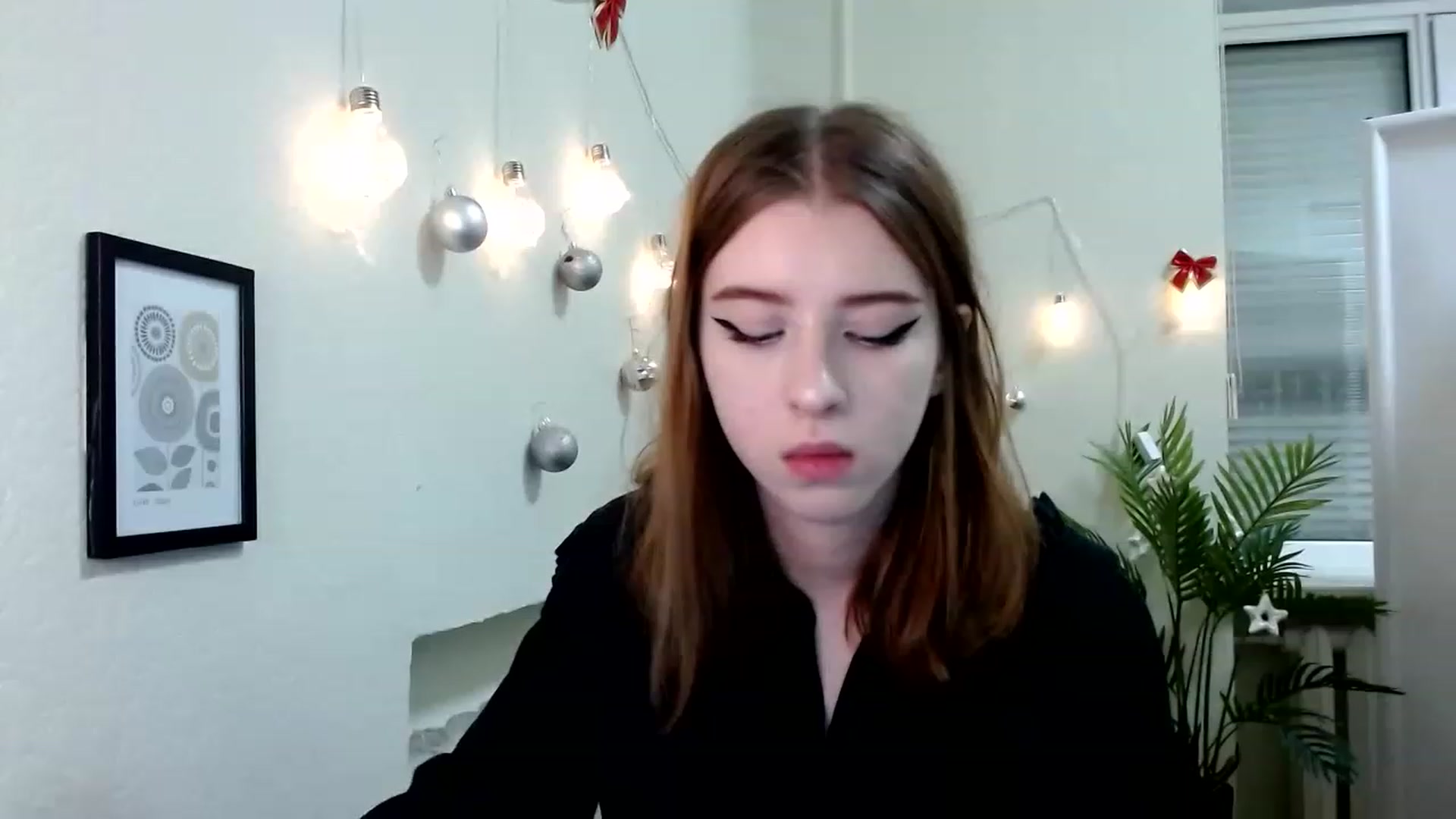 Gallery image thumbnail from Dreamy_devil's myfreecams stream on, 12/18/2022, 11:54 image 5 of 20