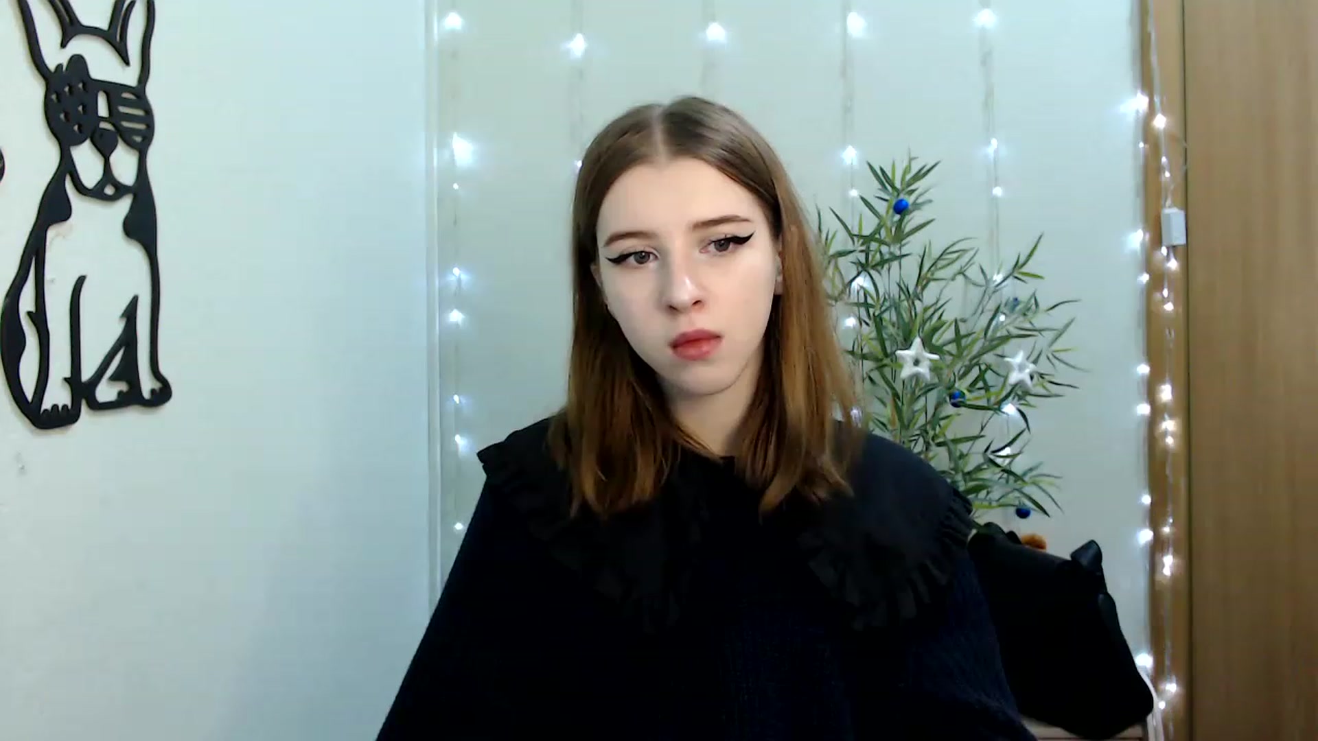 Gallery image thumbnail from Dreamy_devil's myfreecams stream on, 12/19/2022, 09:53 image 12 of 20