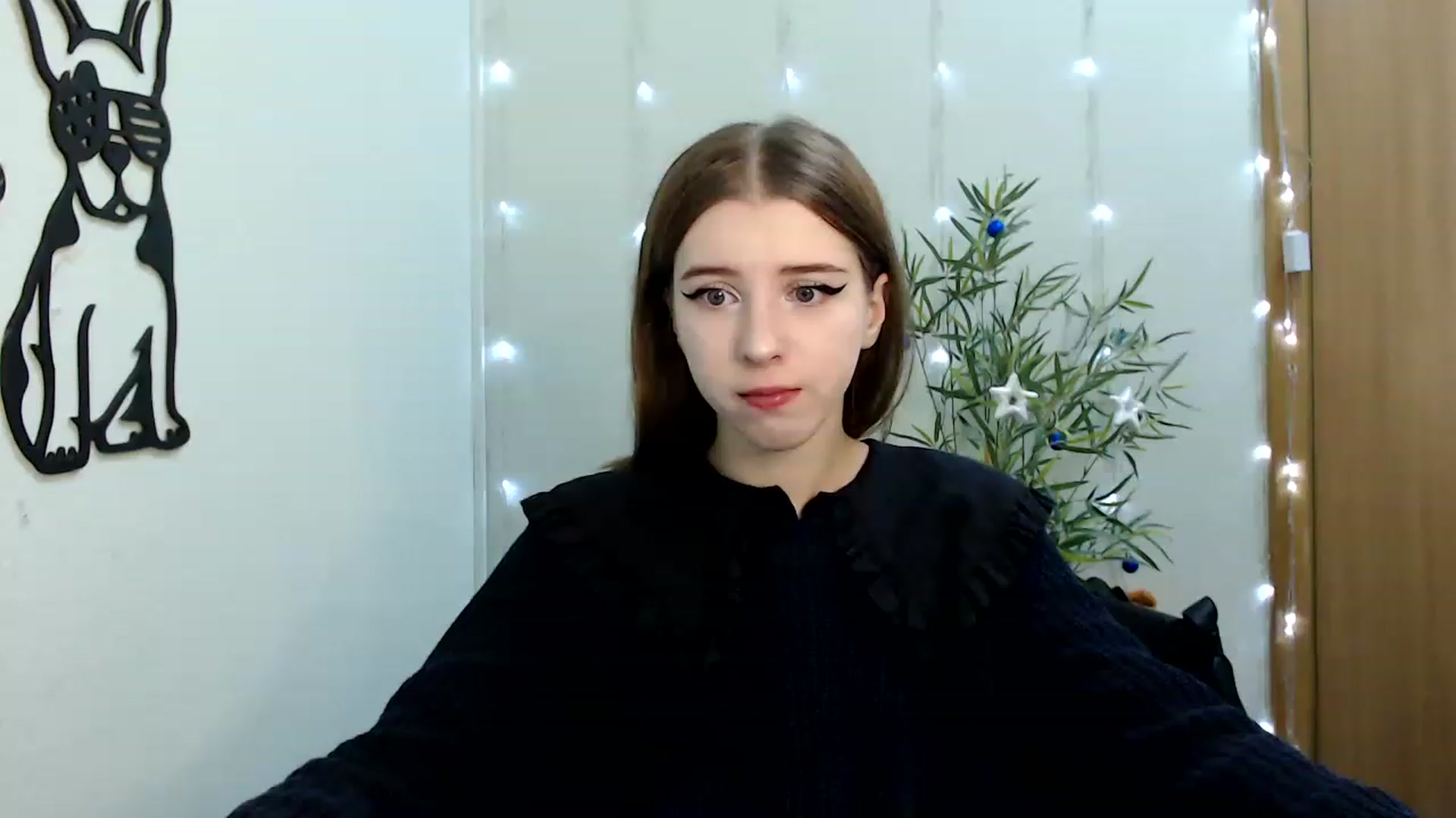 Gallery image thumbnail from Dreamy_devil's myfreecams stream on, 12/19/2022, 09:53 image 13 of 20