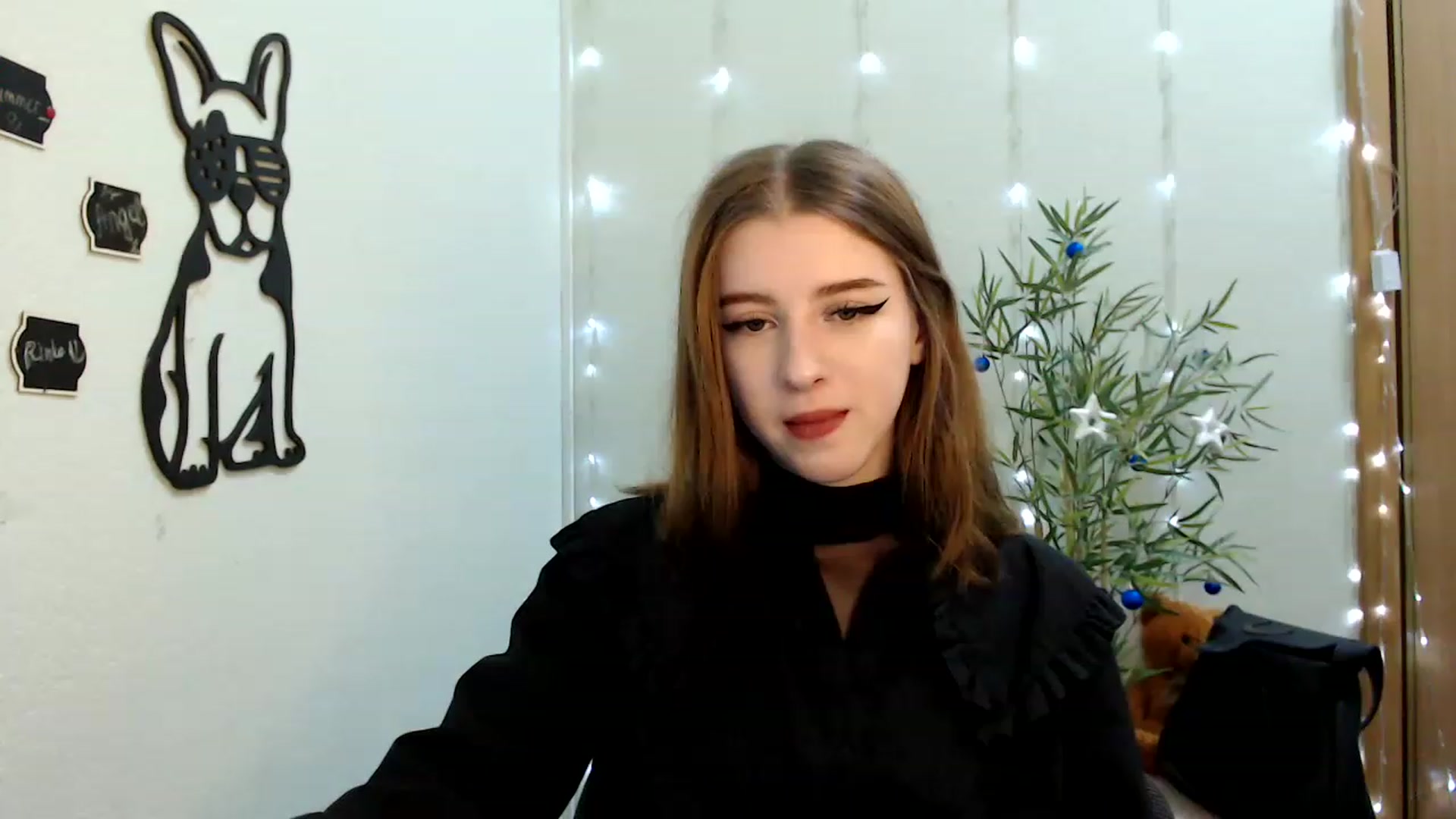 Gallery image thumbnail from Dreamy_devil's myfreecams stream on, 12/22/2022, 10:27 image 20 of 20