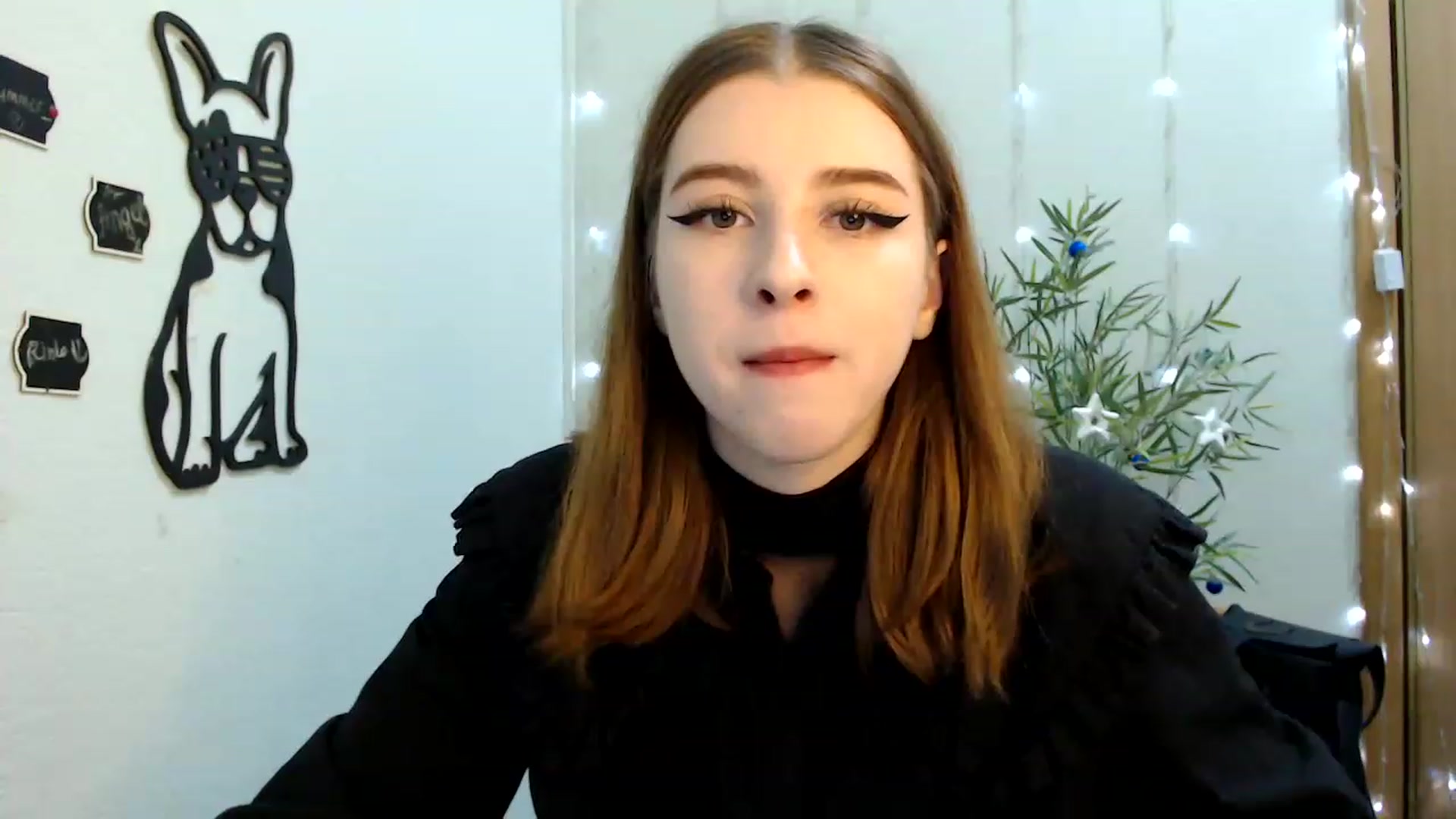Gallery image thumbnail from Dreamy_devil's myfreecams stream on, 12/22/2022, 10:27 image 6 of 20