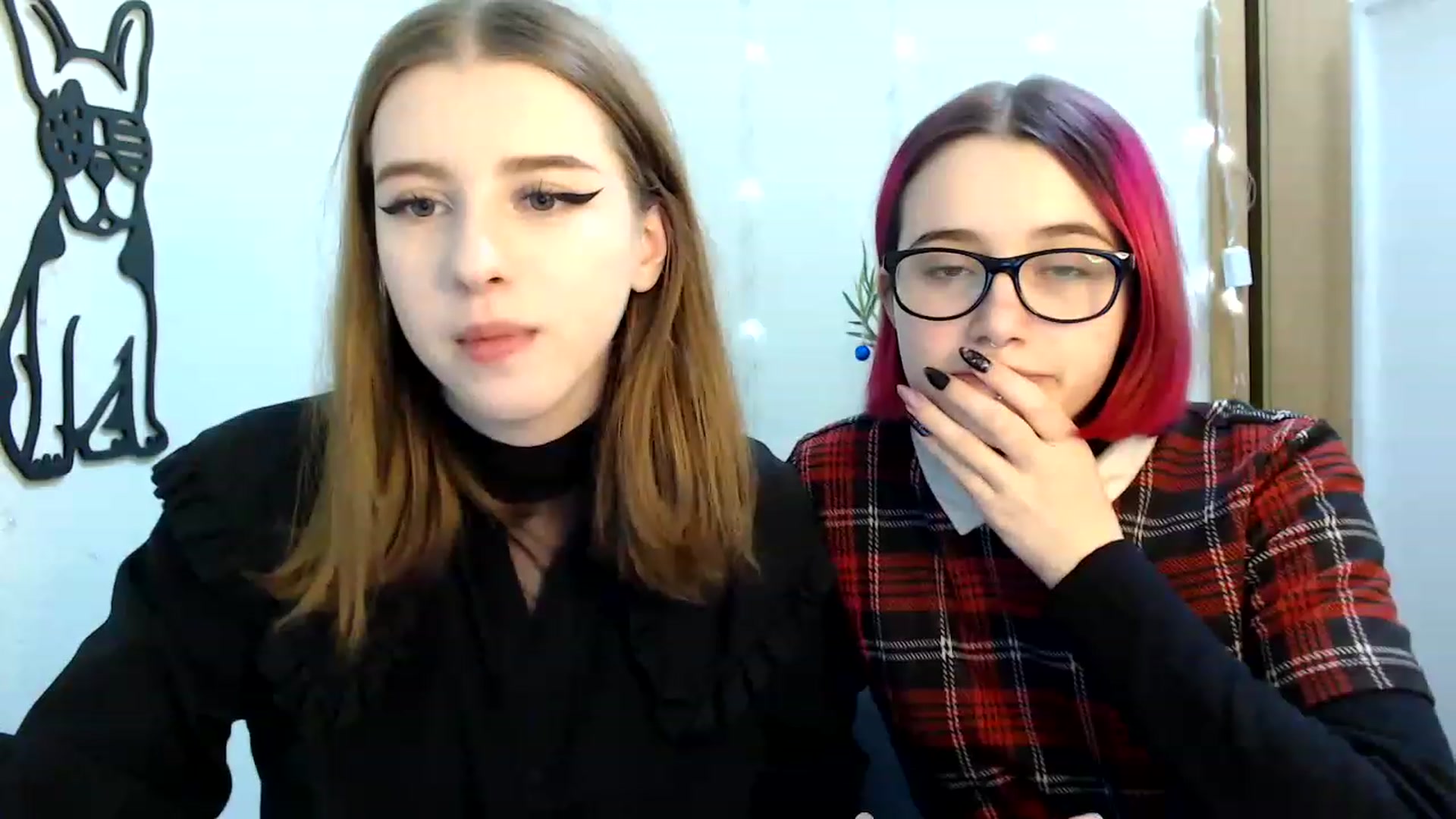 Gallery image thumbnail from Dreamy_devil's myfreecams stream on, 12/22/2022, 12:30 image 14 of 20