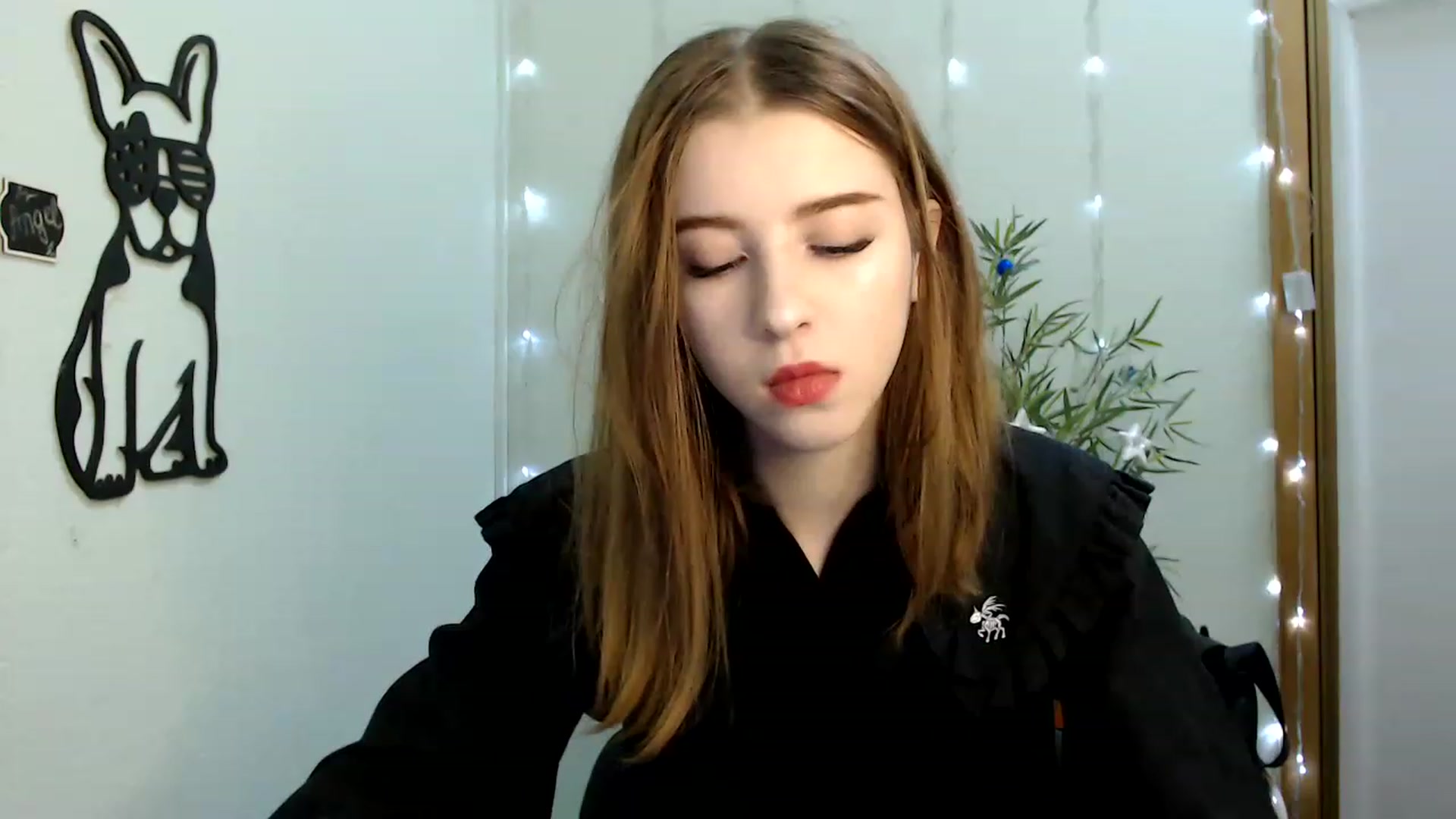 Gallery image thumbnail from Dreamy_devil's myfreecams stream on, 12/23/2022, 09:13 image 19 of 20