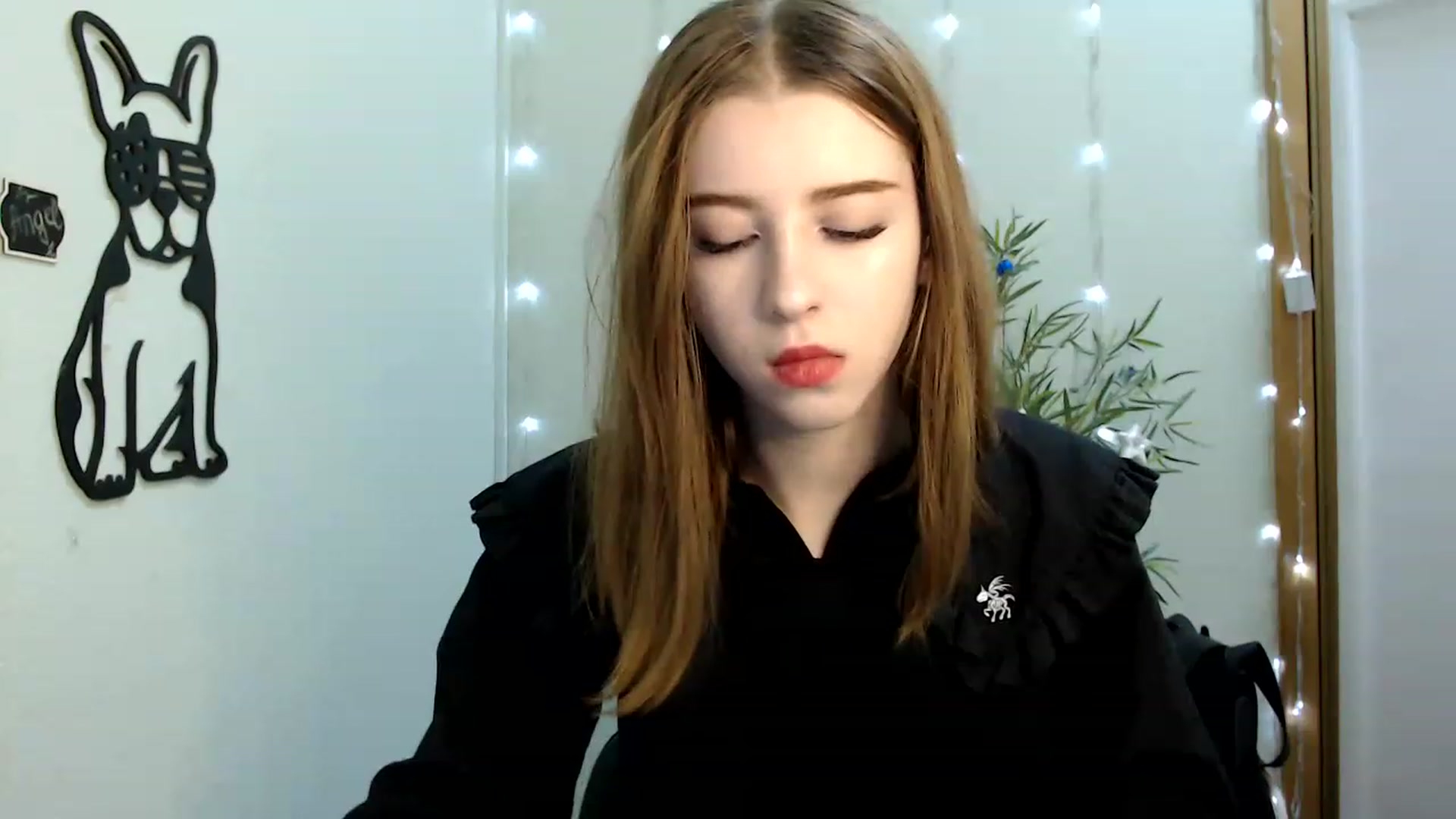 Gallery image thumbnail from Dreamy_devil's myfreecams stream on, 12/23/2022, 09:13 image 12 of 20
