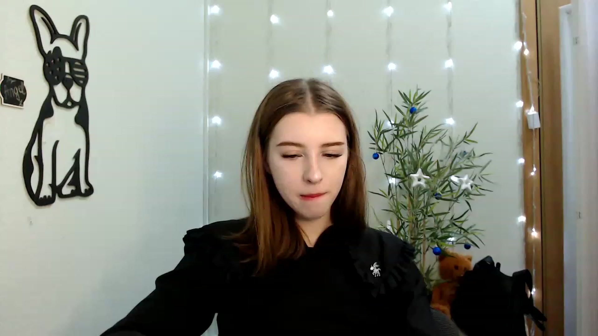 Gallery image thumbnail from Dreamy_devil's myfreecams stream on, 12/23/2022, 11:58 image 6 of 20