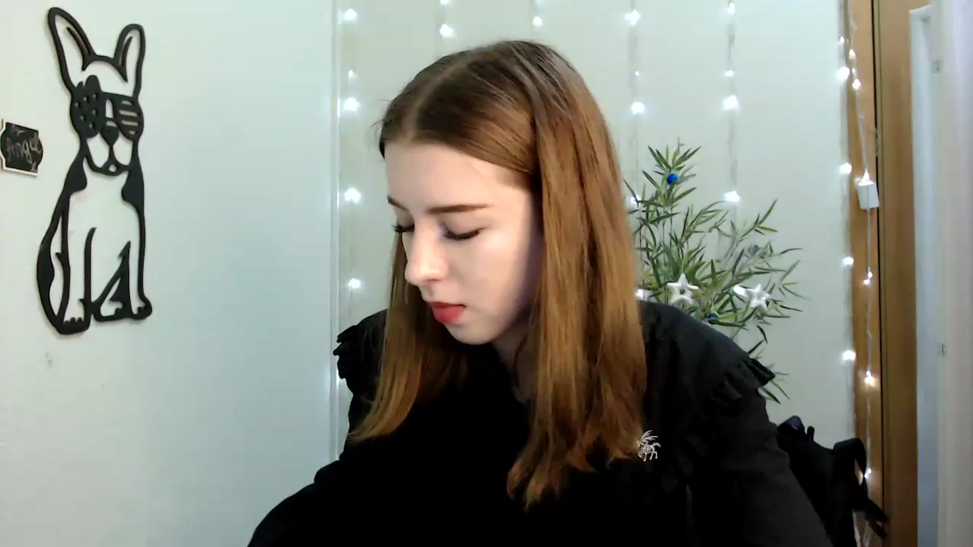 Gallery image thumbnail from Dreamy_devil's myfreecams stream on, 12/23/2022, 11:58 image 17 of 20