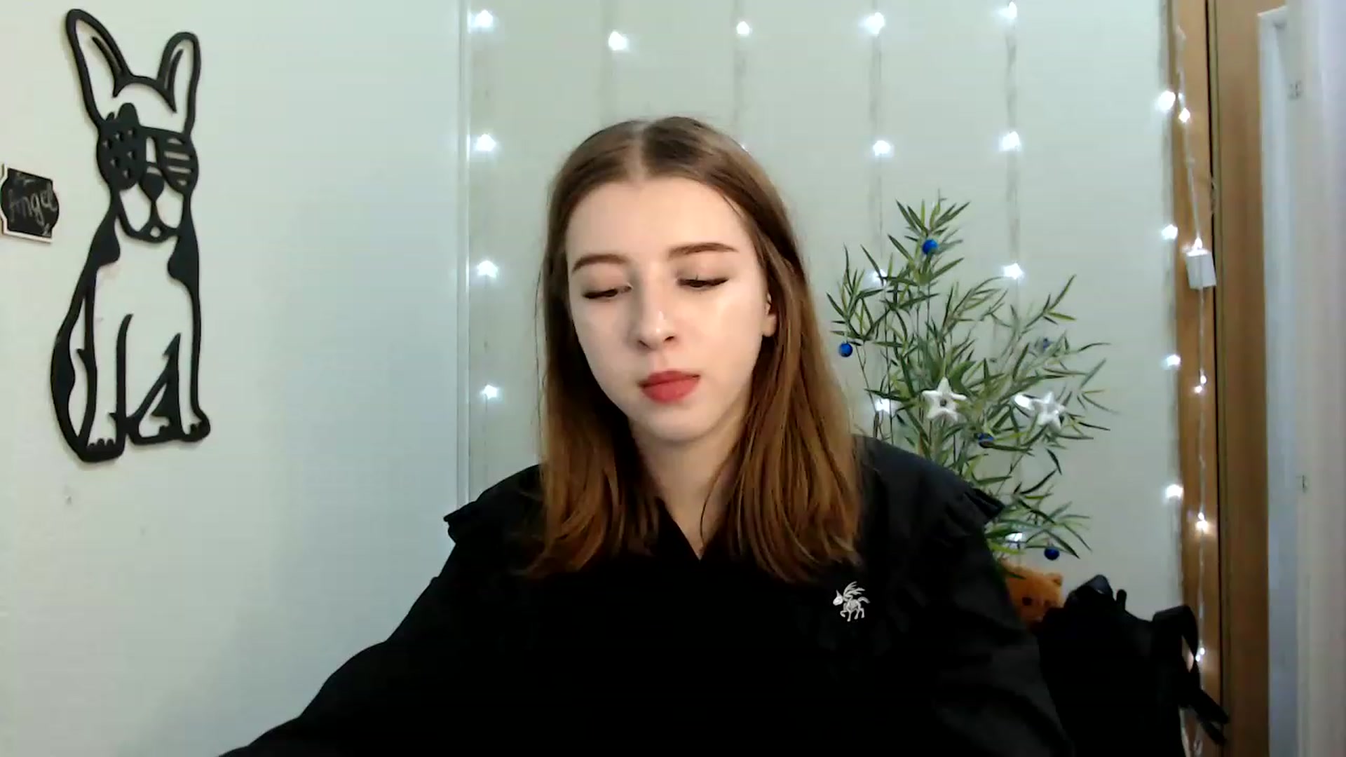 Gallery image thumbnail from Dreamy_devil's myfreecams stream on, 12/23/2022, 12:37 image 14 of 20