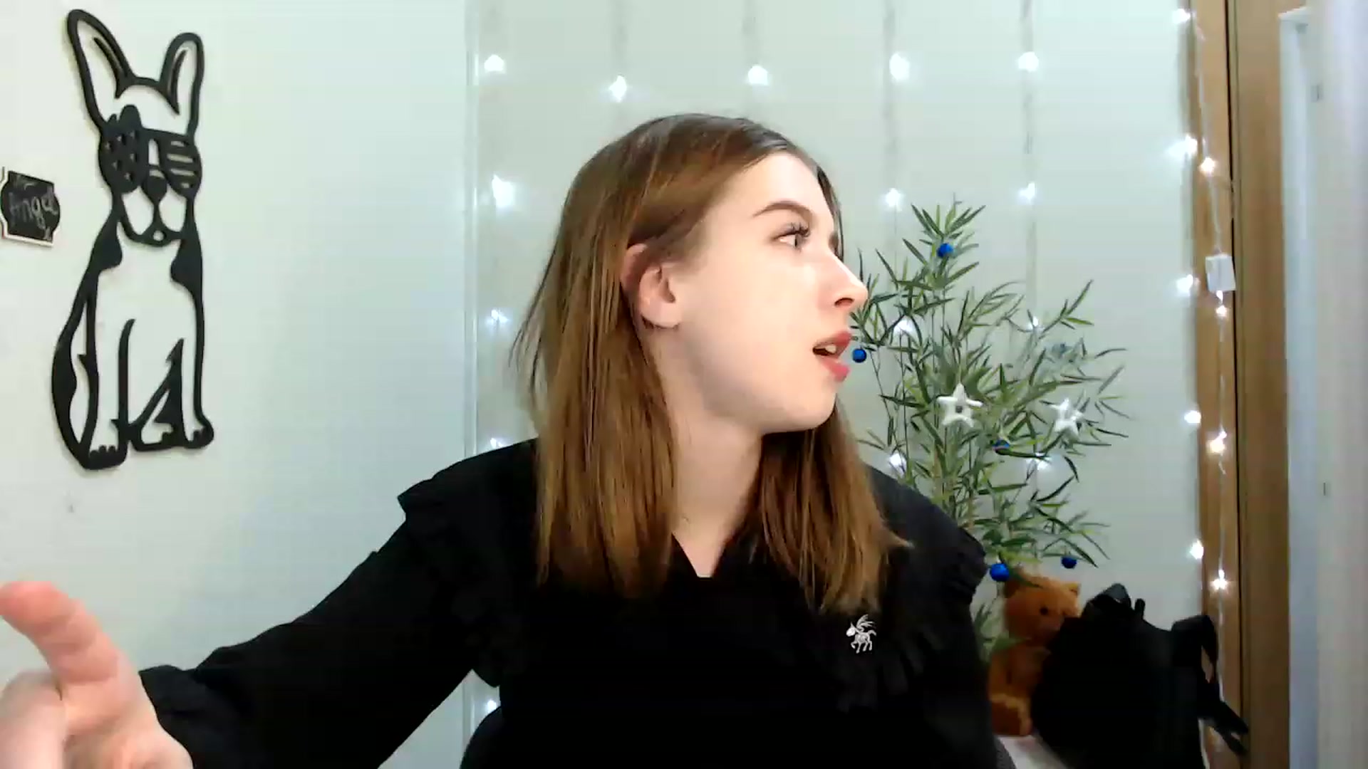 Gallery image thumbnail from Dreamy_devil's myfreecams stream on, 12/23/2022, 12:37 image 9 of 20