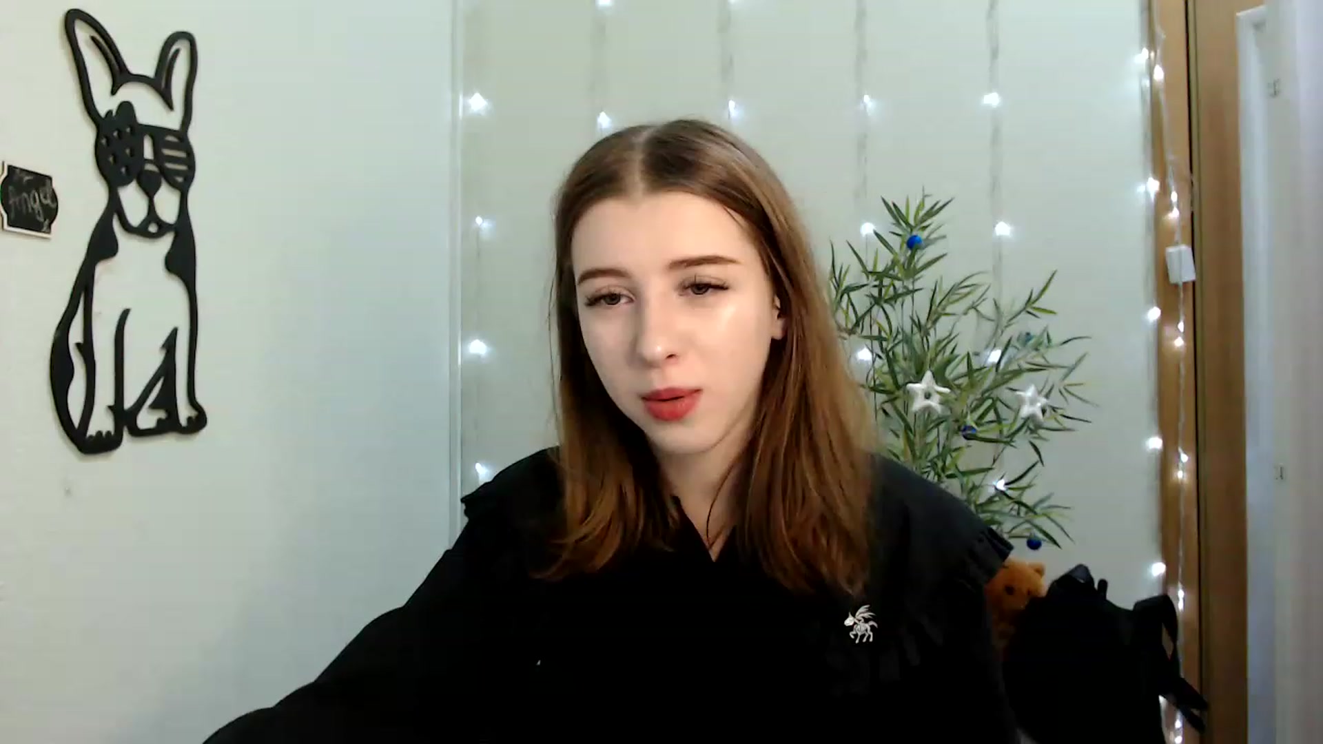 Gallery image thumbnail from Dreamy_devil's myfreecams stream on, 12/23/2022, 12:37 image 17 of 20