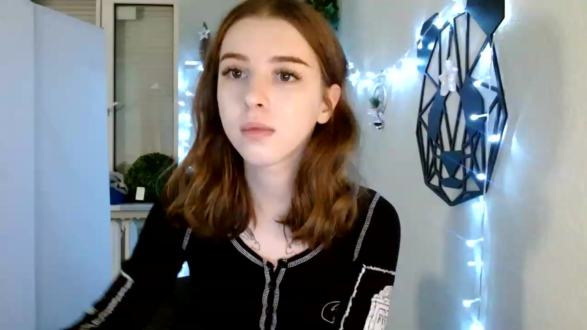 Gallery image thumbnail from Dreamy_devil's myfreecams stream on, 12/28/2022, 14:52 image 12 of 20