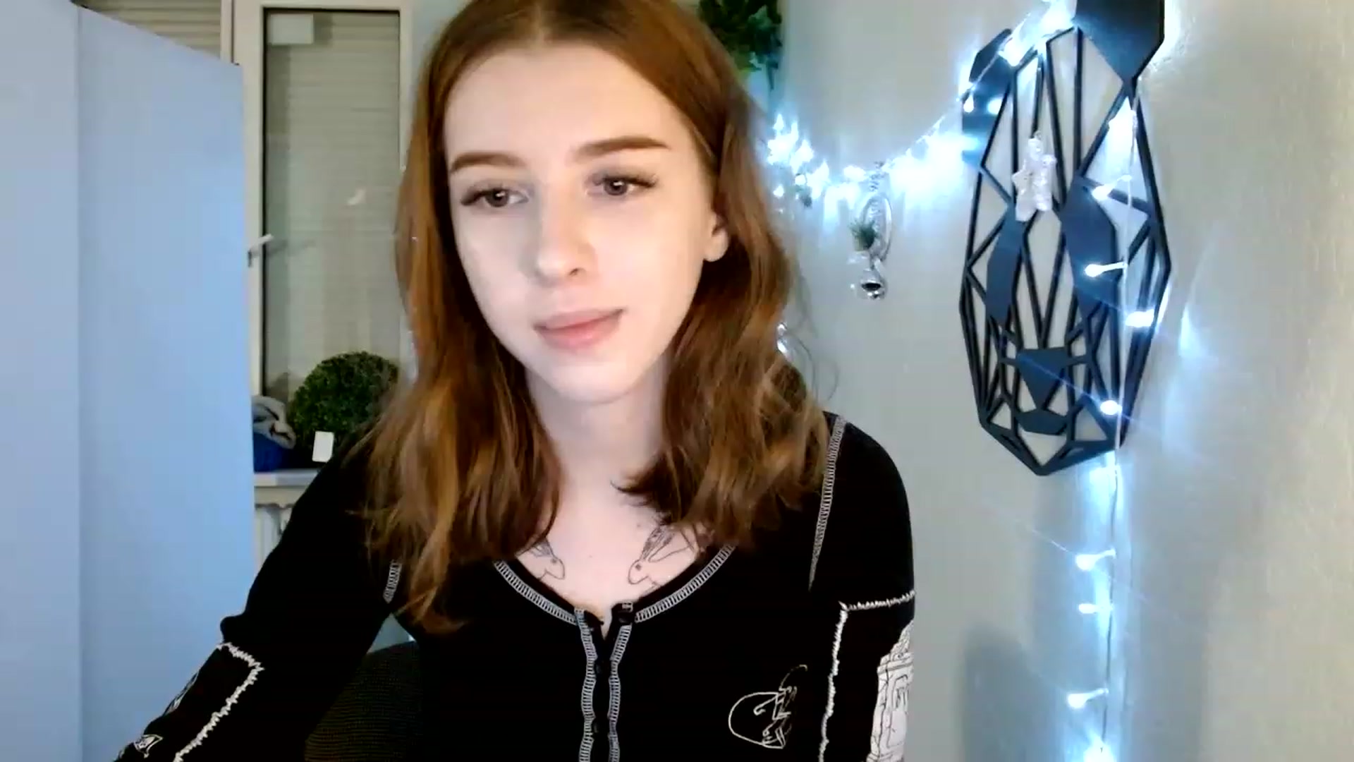 Gallery image thumbnail from Dreamy_devil's myfreecams stream on, 12/28/2022, 14:52 image 6 of 20