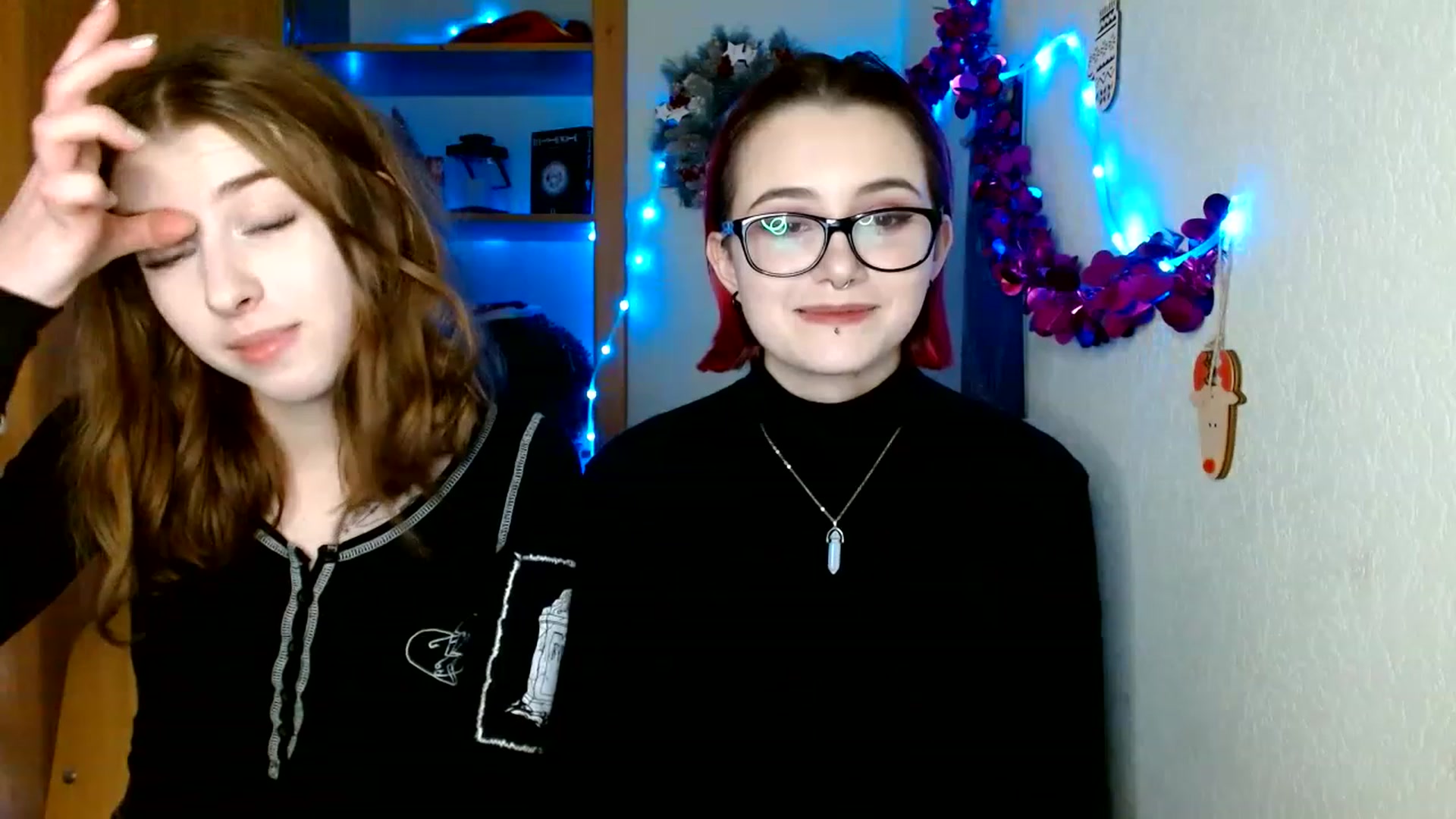 Gallery image thumbnail from Dreamy_devil's myfreecams stream on, 12/28/2022, 17:03 image 13 of 20