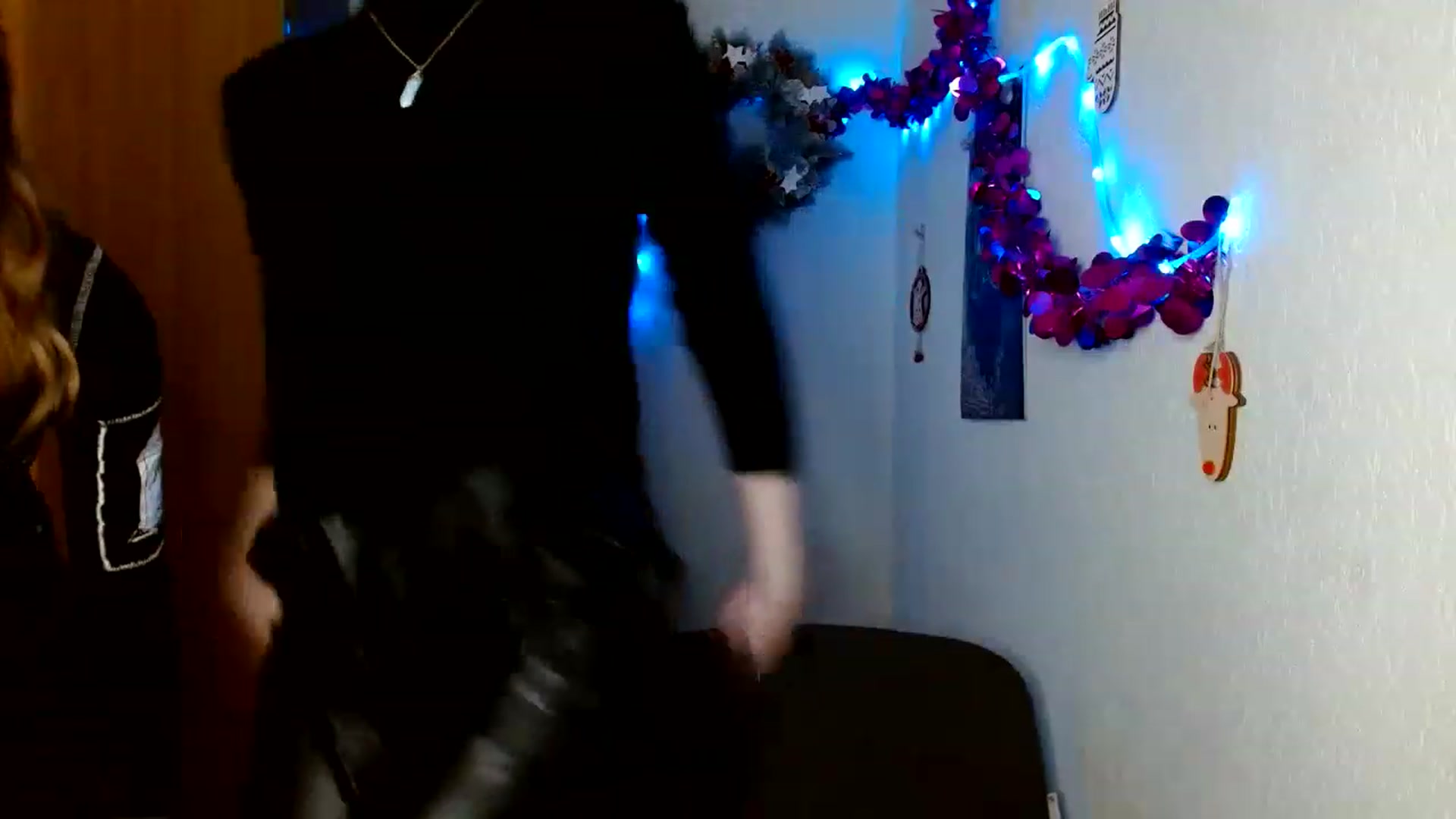 Gallery image thumbnail from Dreamy_devil's myfreecams stream on, 12/28/2022, 17:57 image 16 of 20