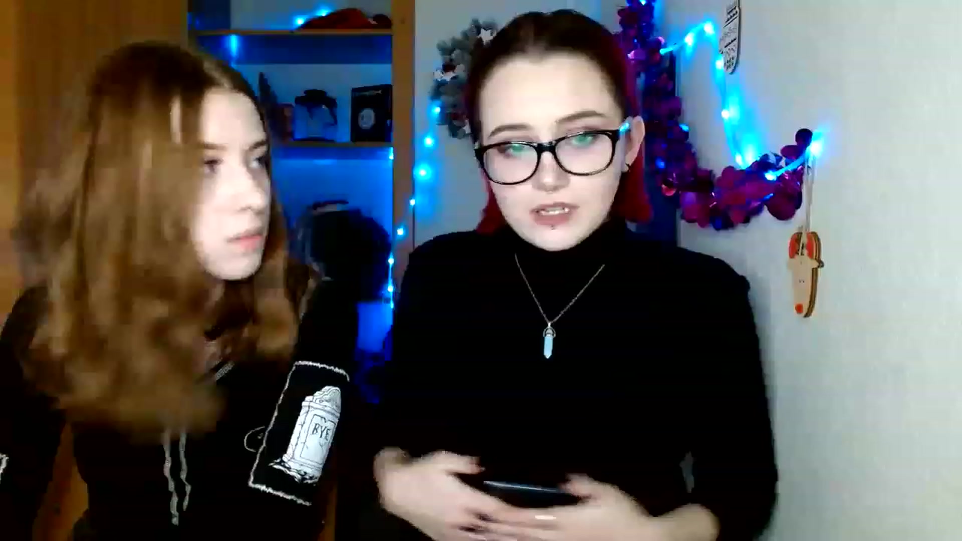 Gallery image thumbnail from Dreamy_devil's myfreecams stream on, 12/28/2022, 17:57 image 3 of 20