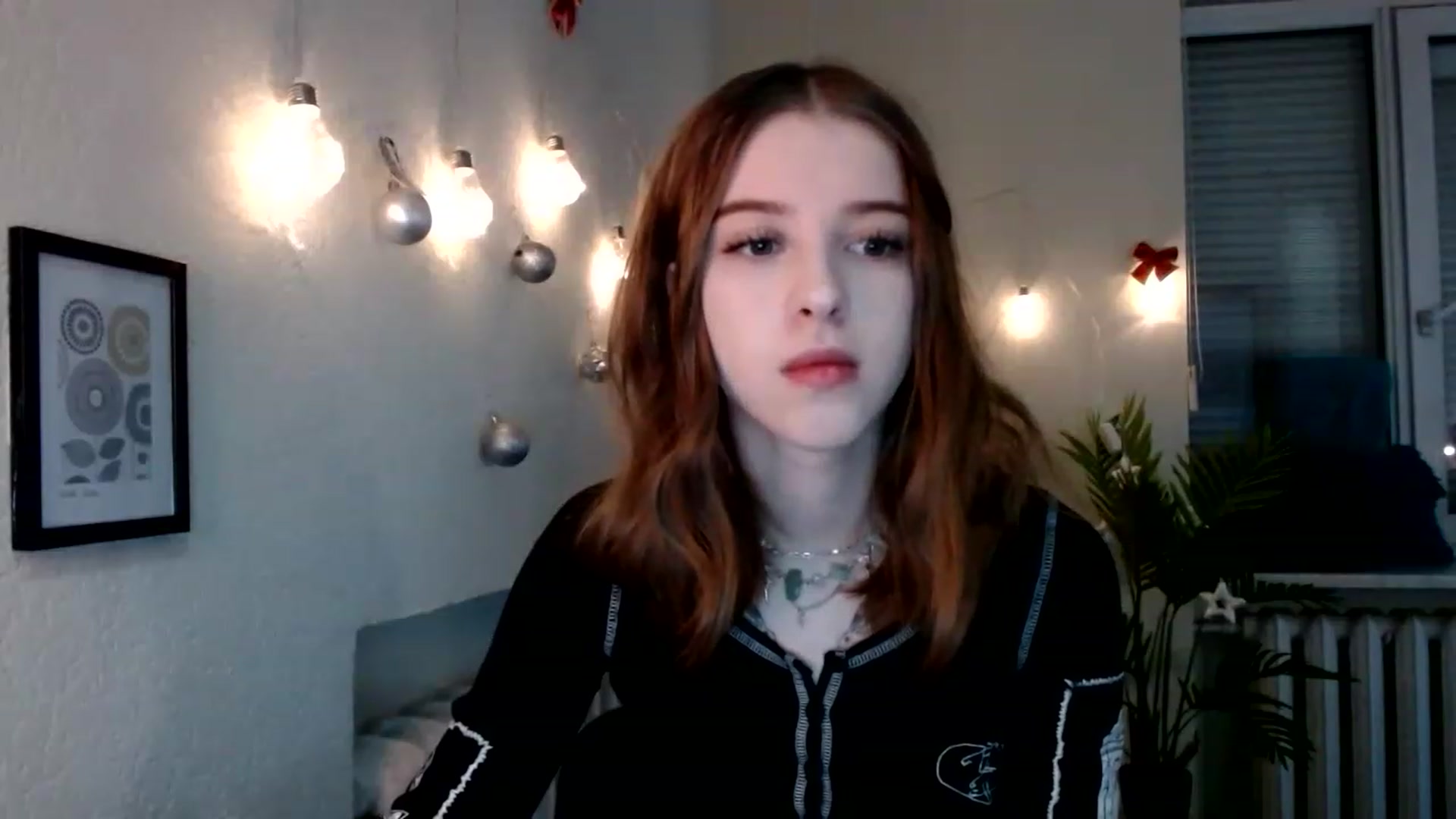 Gallery image thumbnail from Dreamy_devil's myfreecams stream on, 12/29/2022, 14:34 image 11 of 20