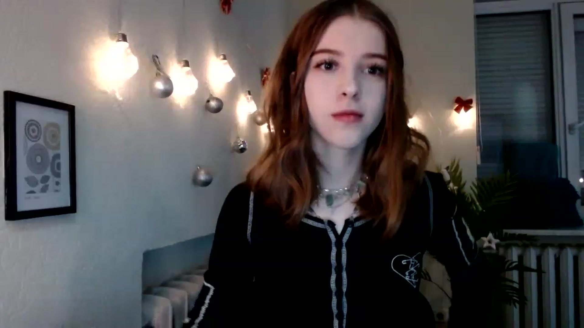 Gallery image thumbnail from Dreamy_devil's myfreecams stream on, 12/29/2022, 14:34 image 12 of 20