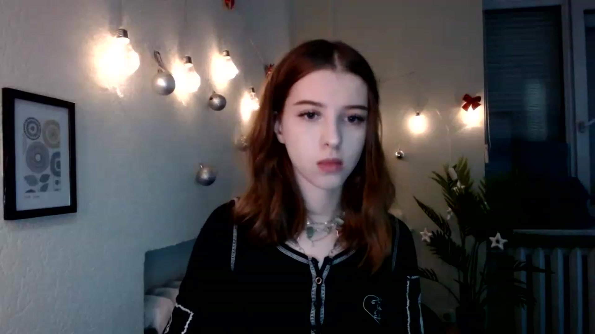 Gallery image thumbnail from Dreamy_devil's myfreecams stream on, 12/29/2022, 15:17 image 12 of 20