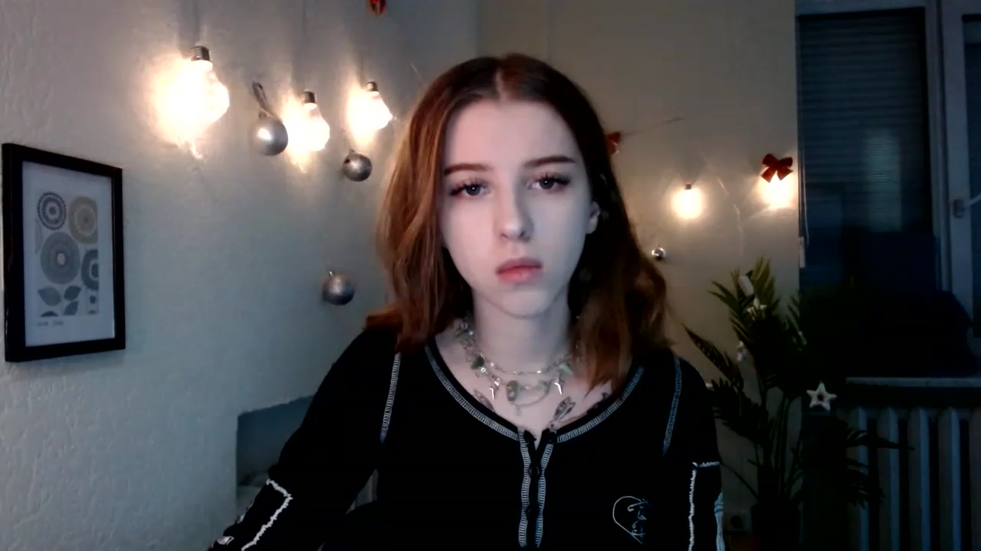 Gallery image thumbnail from Dreamy_devil's myfreecams stream on, 12/29/2022, 15:50 image 20 of 20