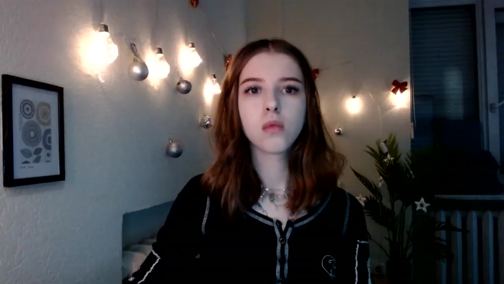 Gallery image thumbnail from Dreamy_devil's myfreecams stream on, 12/29/2022, 15:50 image 8 of 20