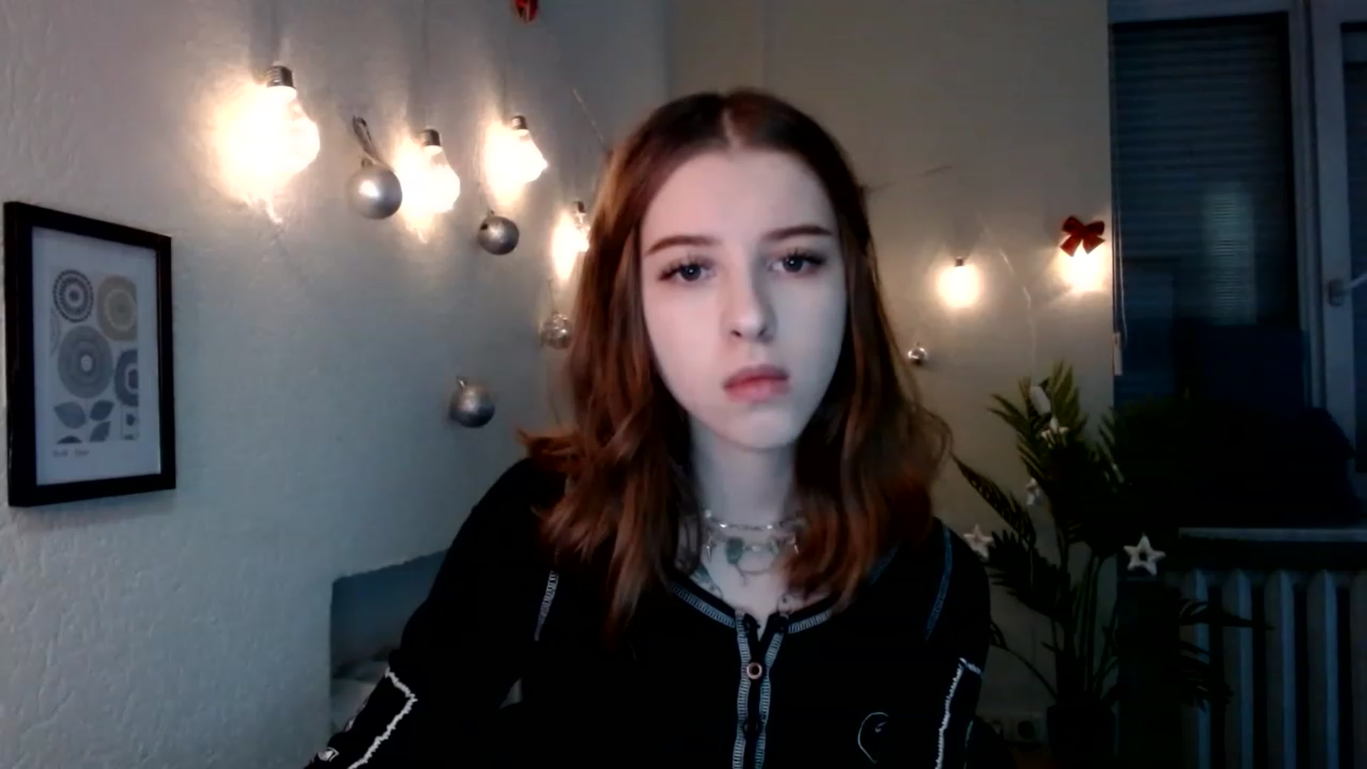 Gallery image thumbnail from Dreamy_devil's myfreecams stream on, 12/29/2022, 15:50 image 11 of 20