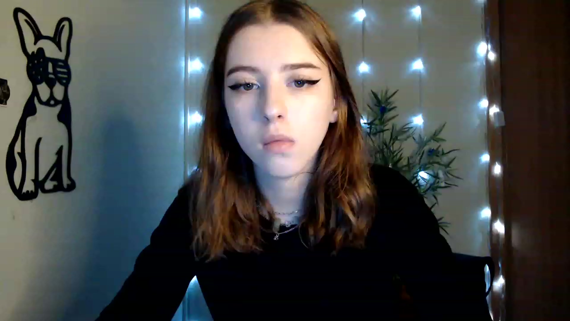 Gallery image thumbnail from Dreamy_devil's myfreecams stream on, 01/03/2023, 10:06 image 15 of 20
