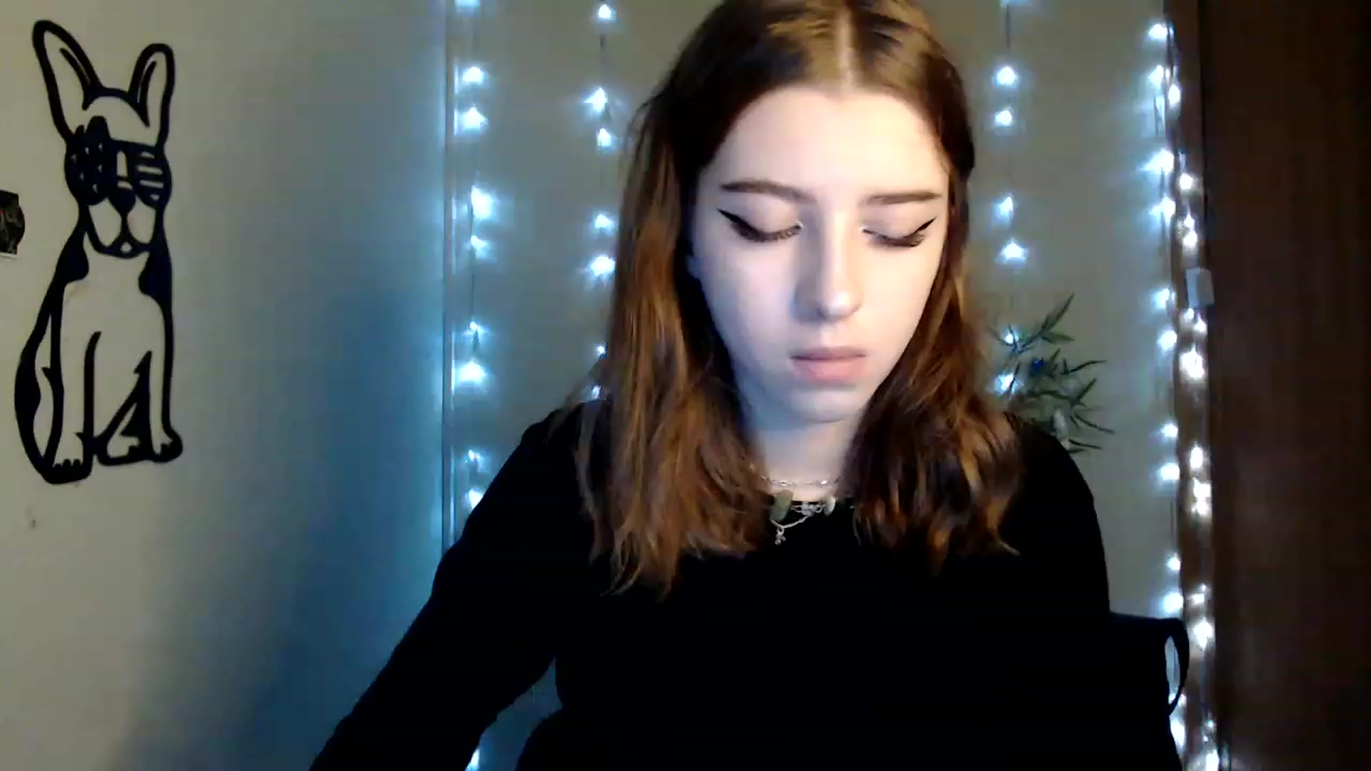 Gallery image thumbnail from Dreamy_devil's myfreecams stream on, 01/03/2023, 10:06 image 10 of 20