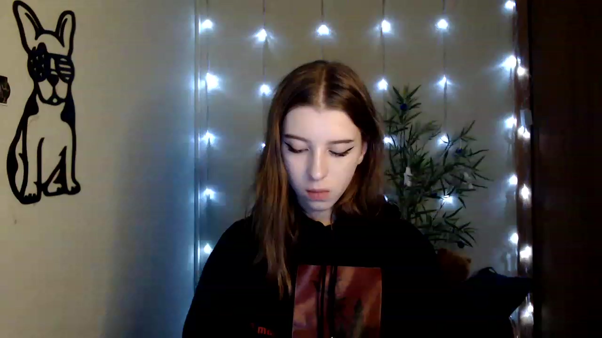Gallery image thumbnail from Dreamy_devil's myfreecams stream on, 01/04/2023, 14:24 image 13 of 20