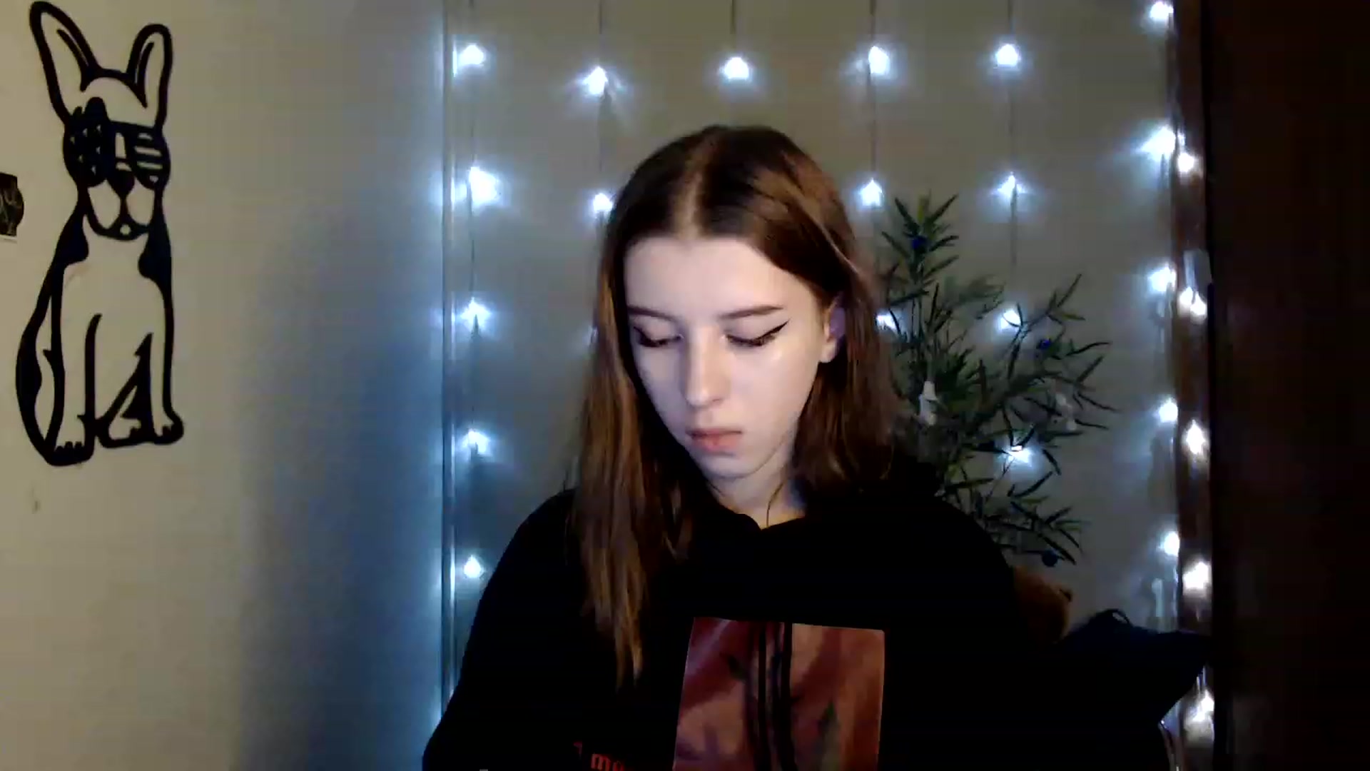Gallery image thumbnail from Dreamy_devil's myfreecams stream on, 01/04/2023, 14:24 image 11 of 20