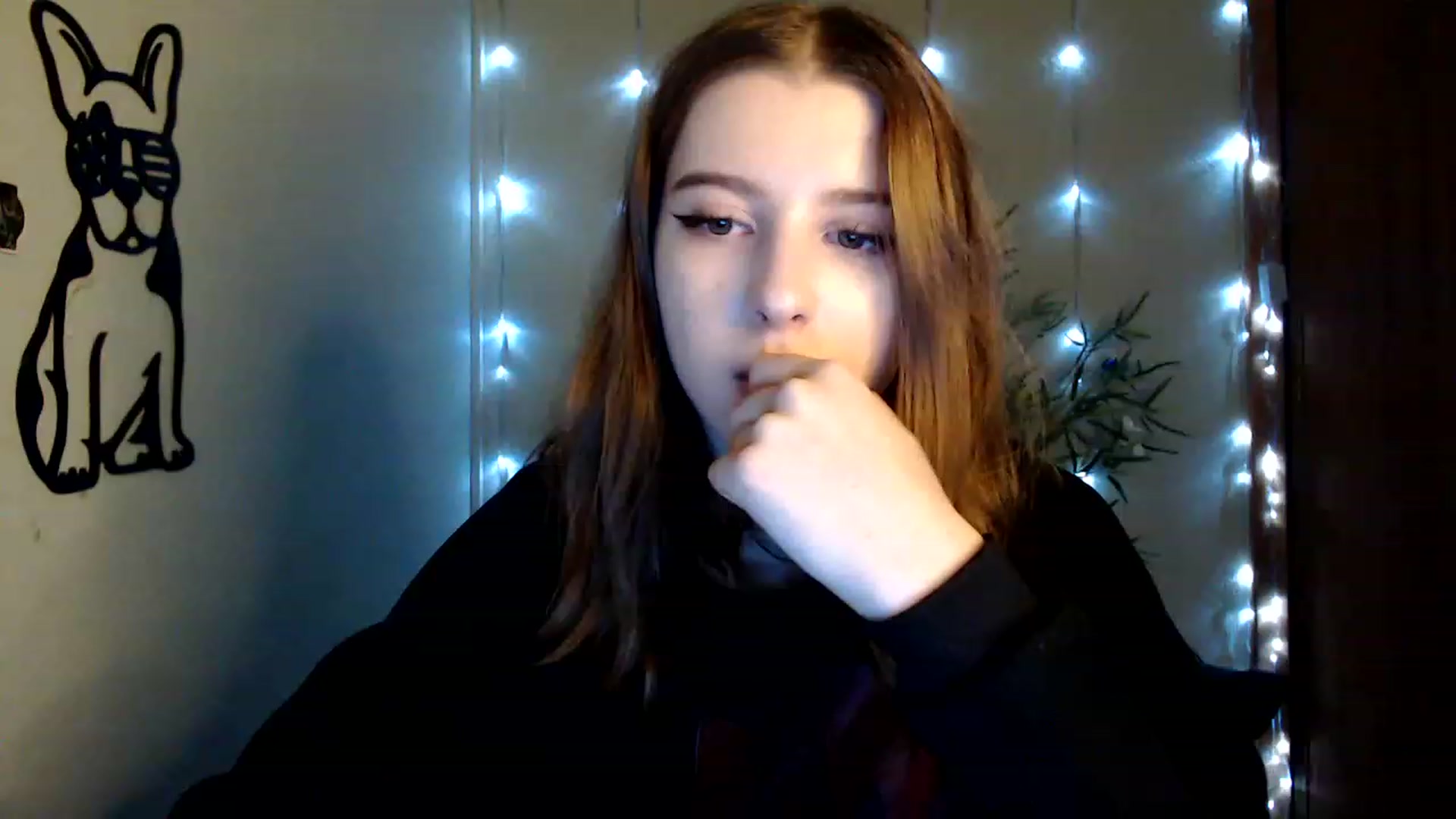 Gallery image thumbnail from Dreamy_devil's myfreecams stream on, 01/04/2023, 15:27 image 1 of 20