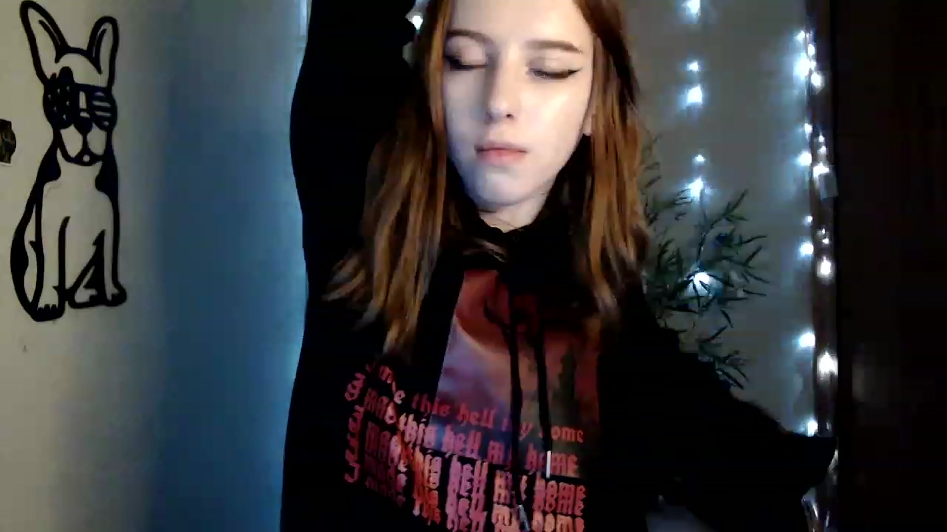 Gallery image thumbnail from Dreamy_devil's myfreecams stream on, 01/04/2023, 15:27 image 13 of 20