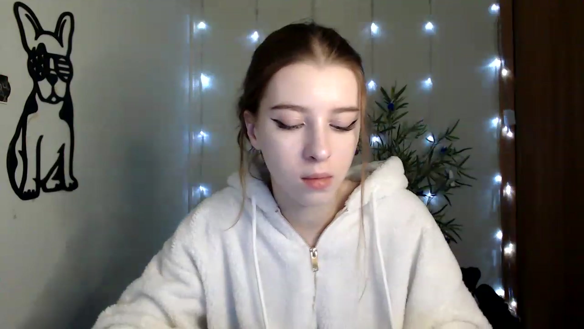 Gallery image thumbnail from Dreamy_devil's myfreecams stream on, 01/06/2023, 10:12 image 14 of 20