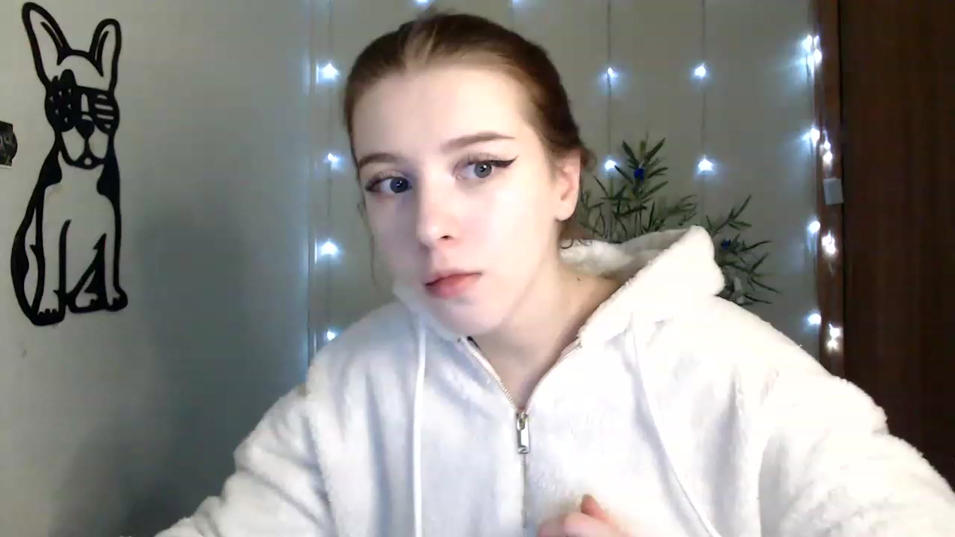 Gallery image thumbnail from Dreamy_devil's myfreecams stream on, 01/06/2023, 10:12 image 3 of 20