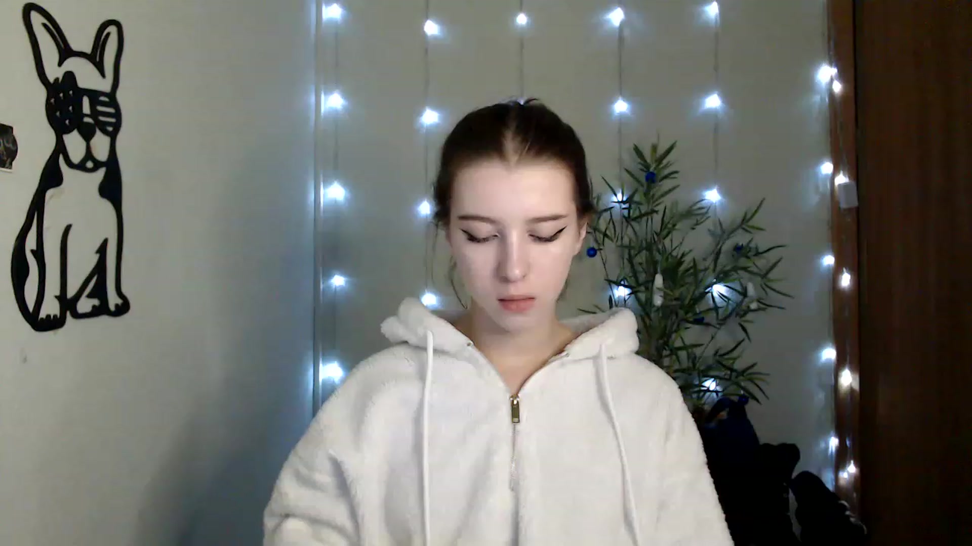 Gallery image thumbnail from Dreamy_devil's myfreecams stream on, 01/06/2023, 10:12 image 1 of 20