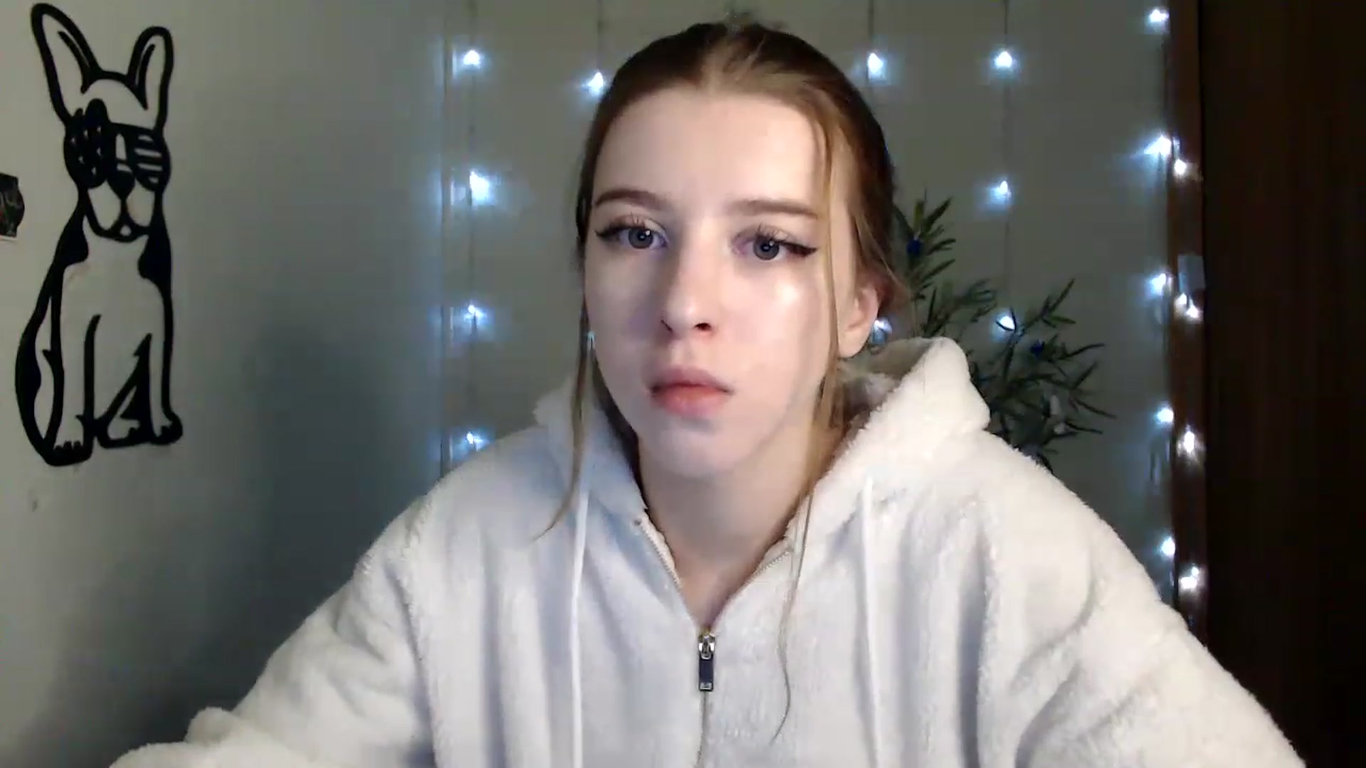 Gallery image thumbnail from Dreamy_devil's myfreecams stream on, 01/06/2023, 10:12 image 17 of 20
