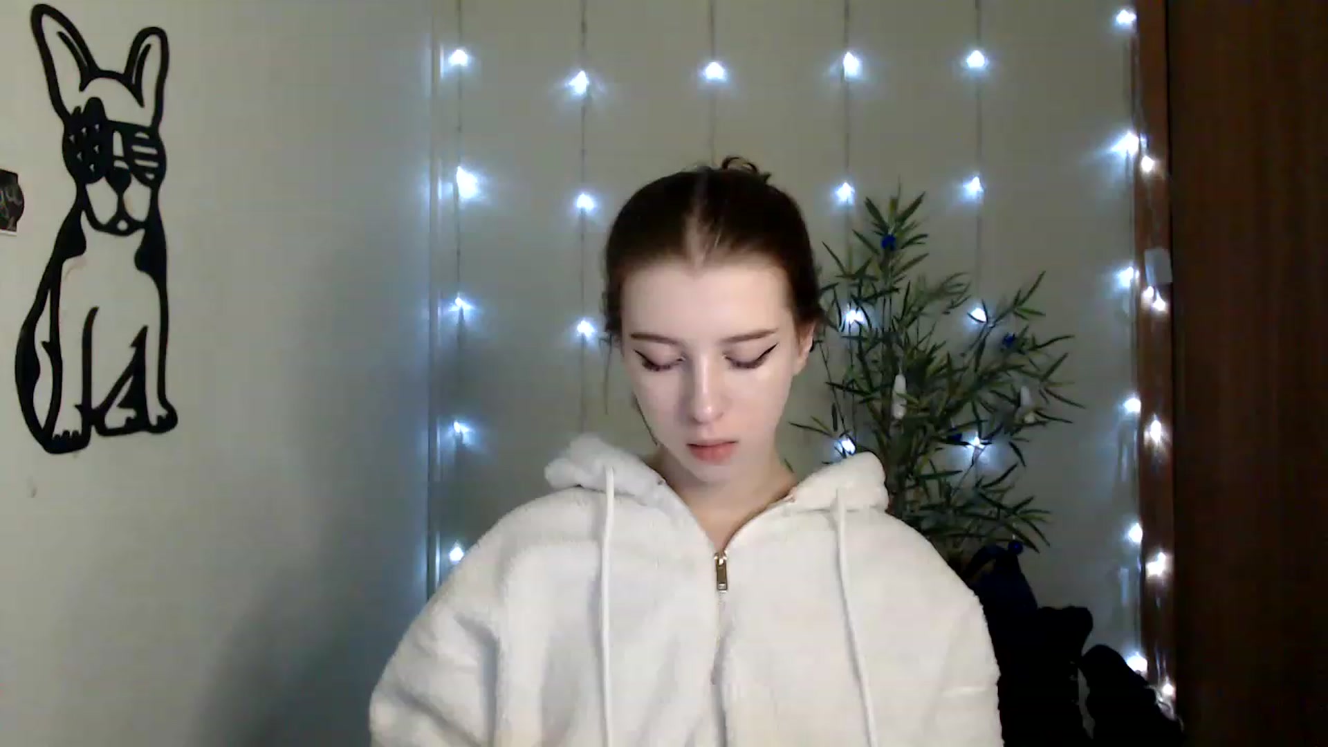 Gallery image thumbnail from Dreamy_devil's myfreecams stream on, 01/06/2023, 10:12 image 2 of 20