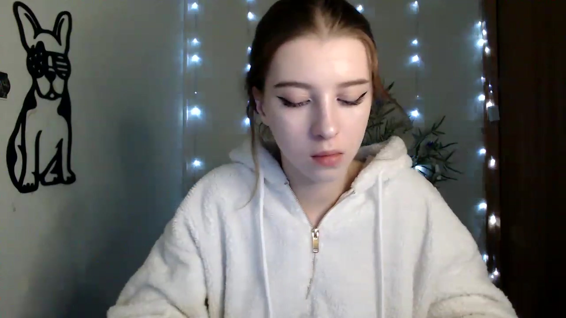 Gallery image thumbnail from Dreamy_devil's myfreecams stream on, 01/06/2023, 10:12 image 16 of 20