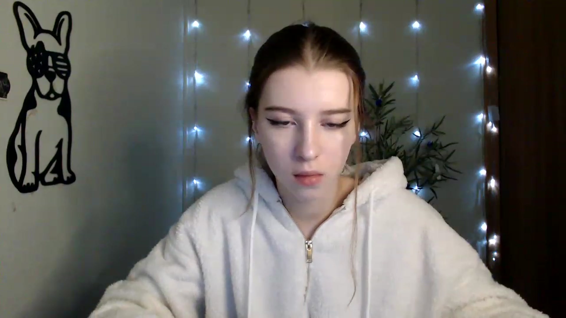 Gallery image thumbnail from Dreamy_devil's myfreecams stream on, 01/06/2023, 10:12 image 15 of 20
