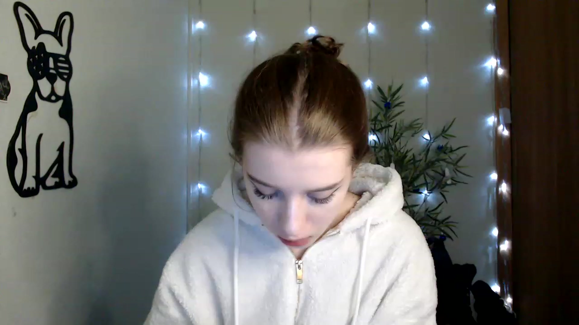 Gallery image thumbnail from Dreamy_devil's myfreecams stream on, 01/06/2023, 10:12 image 7 of 20