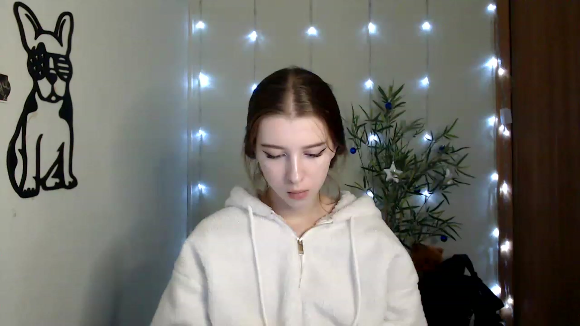 Gallery image thumbnail from Dreamy_devil's myfreecams stream on, 01/06/2023, 11:43 image 11 of 20
