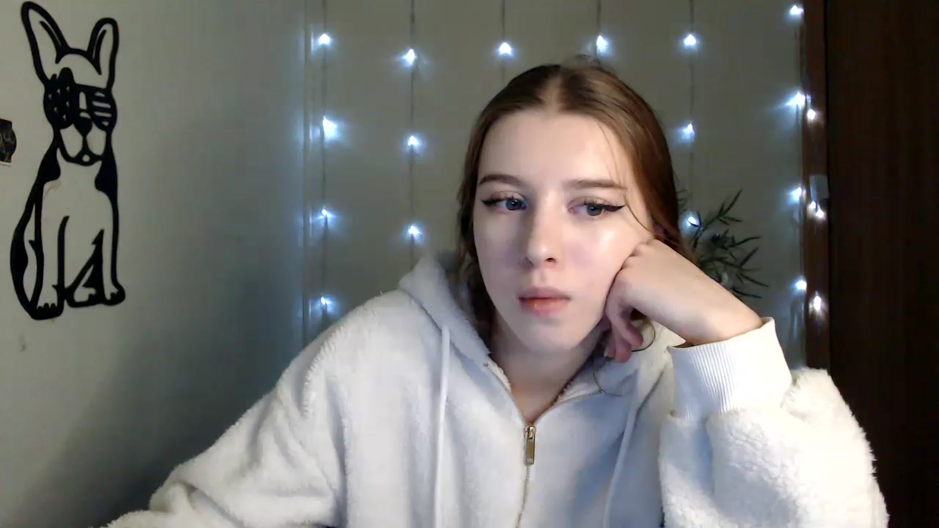 Gallery image thumbnail from Dreamy_devil's myfreecams stream on, 01/06/2023, 11:43 image 15 of 20
