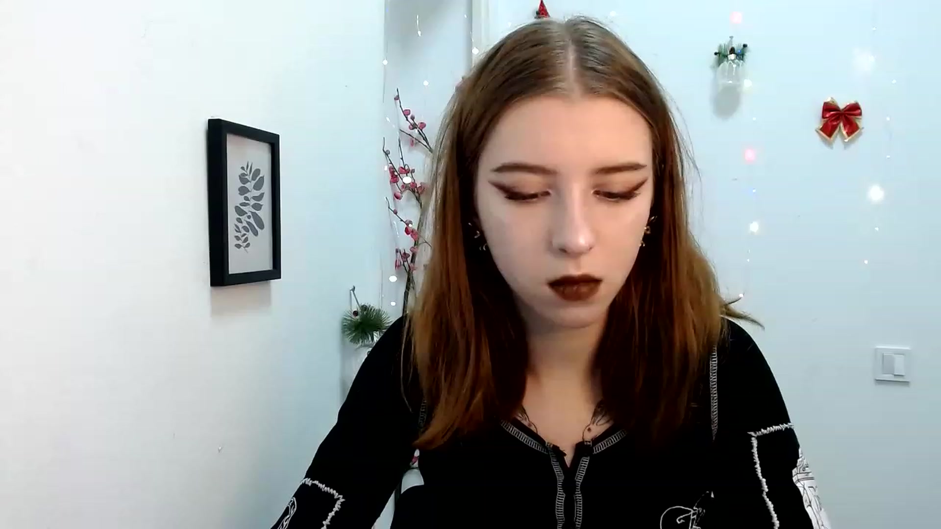 Gallery image thumbnail from Dreamy_devil's myfreecams stream on, 01/07/2023, 14:33 image 17 of 20