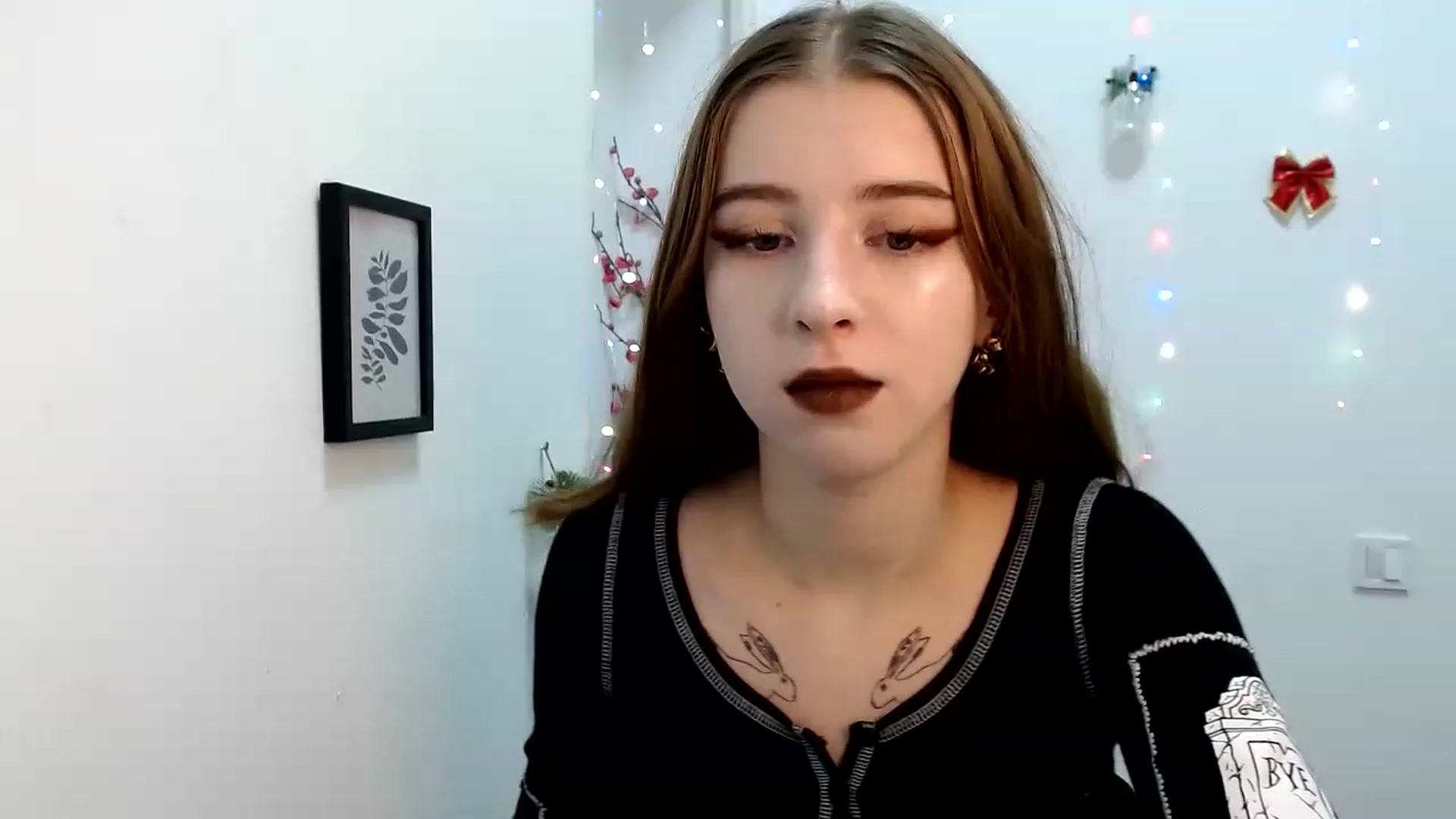 Gallery image thumbnail from Dreamy_devil's myfreecams stream on, 01/07/2023, 14:33 image 5 of 20