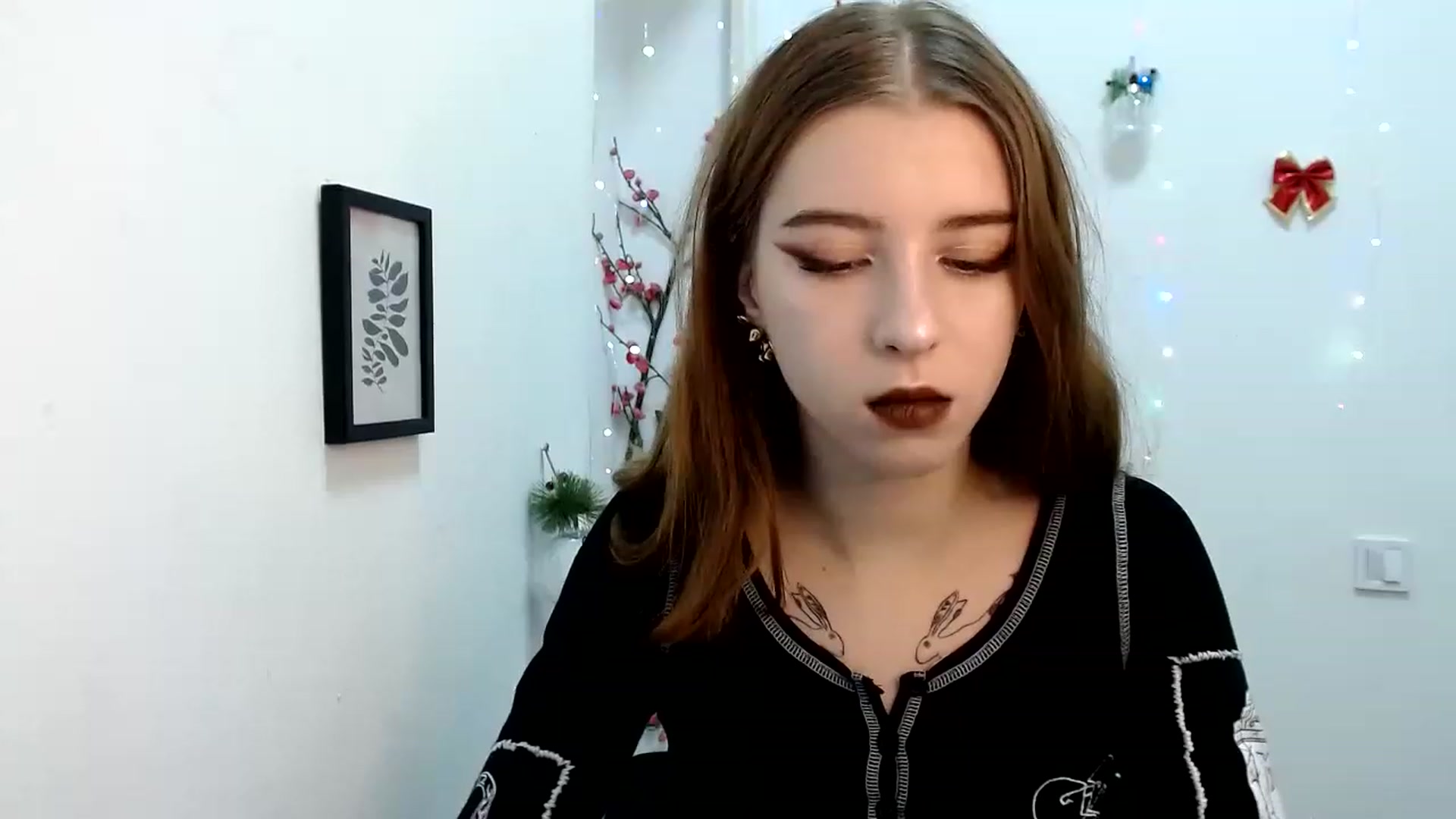 Gallery image thumbnail from Dreamy_devil's myfreecams stream on, 01/07/2023, 14:33 image 6 of 20