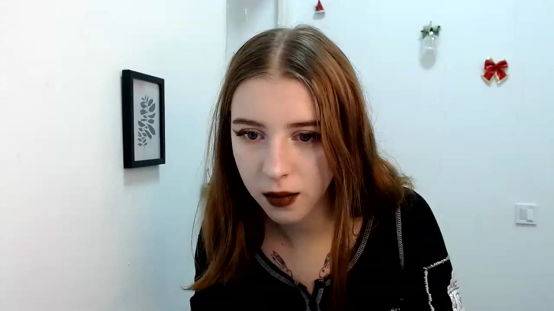 Gallery image thumbnail from Dreamy_devil's myfreecams stream on, 01/07/2023, 14:33 image 9 of 20