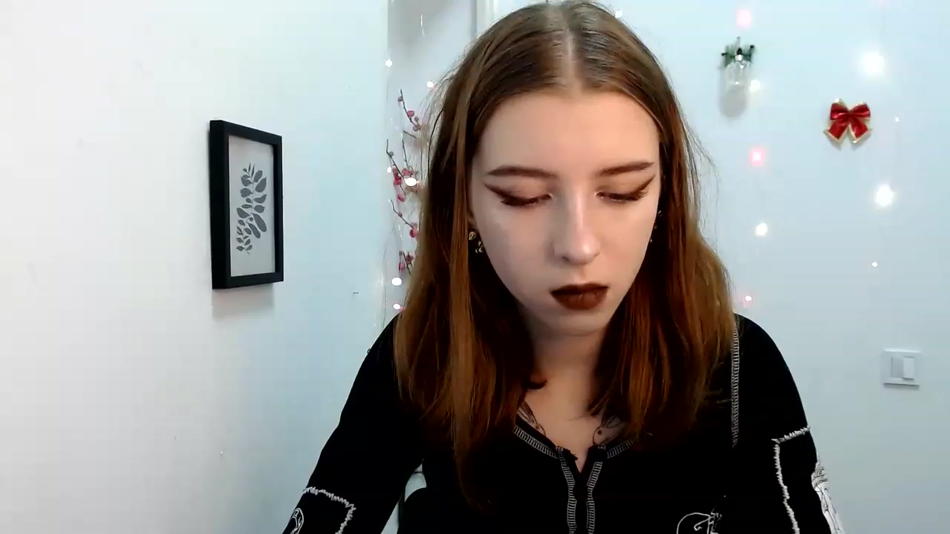Gallery image thumbnail from Dreamy_devil's myfreecams stream on, 01/07/2023, 14:33 image 1 of 20