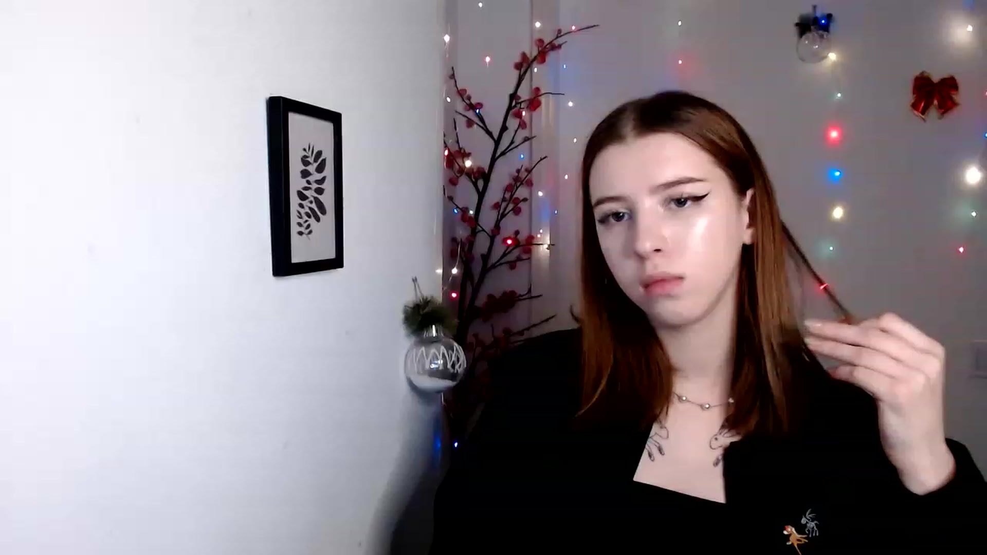 Gallery image thumbnail from Dreamy_devil's myfreecams stream on, 01/08/2023, 17:31 image 20 of 20