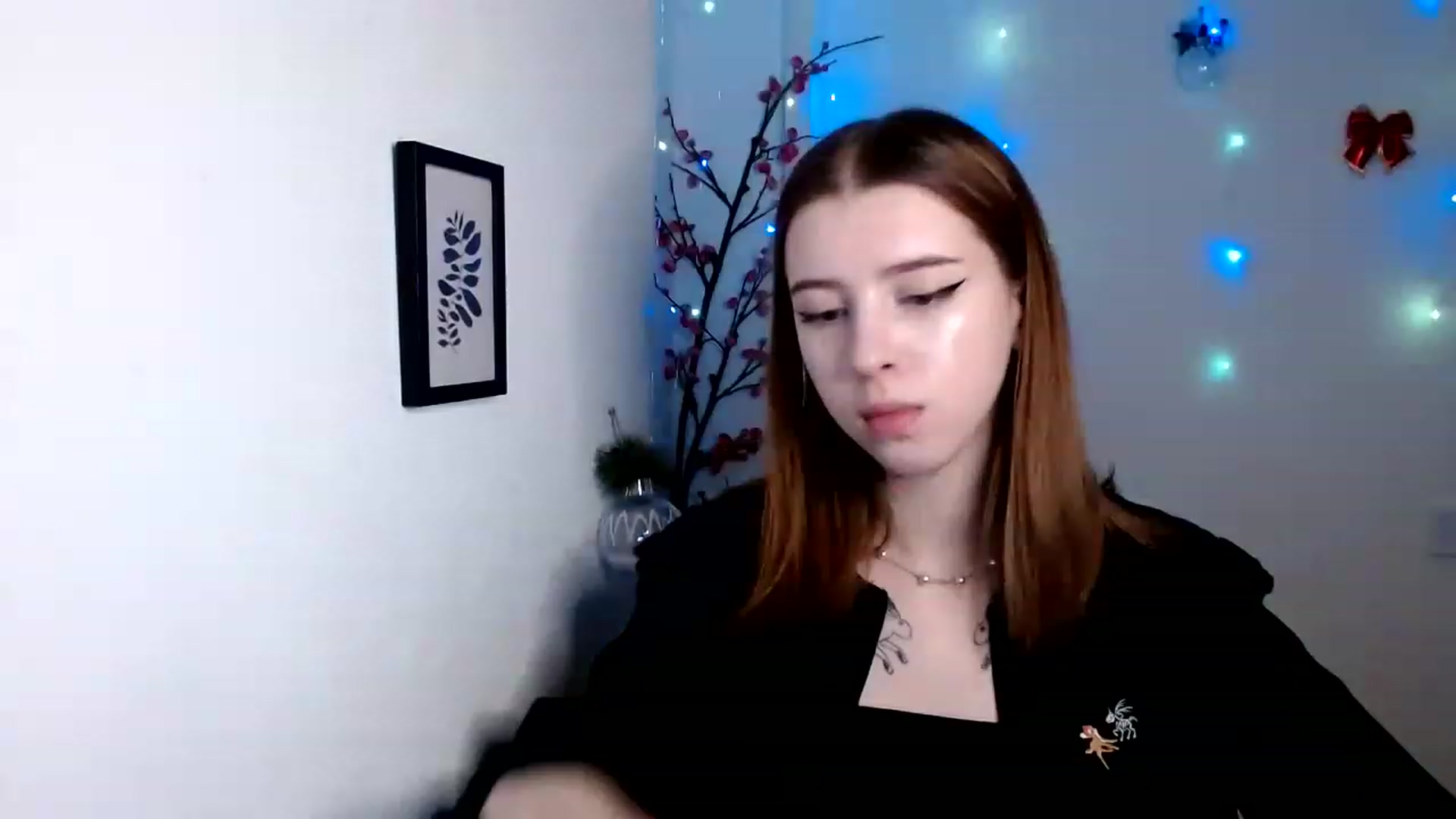 Gallery image thumbnail from Dreamy_devil's myfreecams stream on, 01/08/2023, 17:31 image 15 of 20