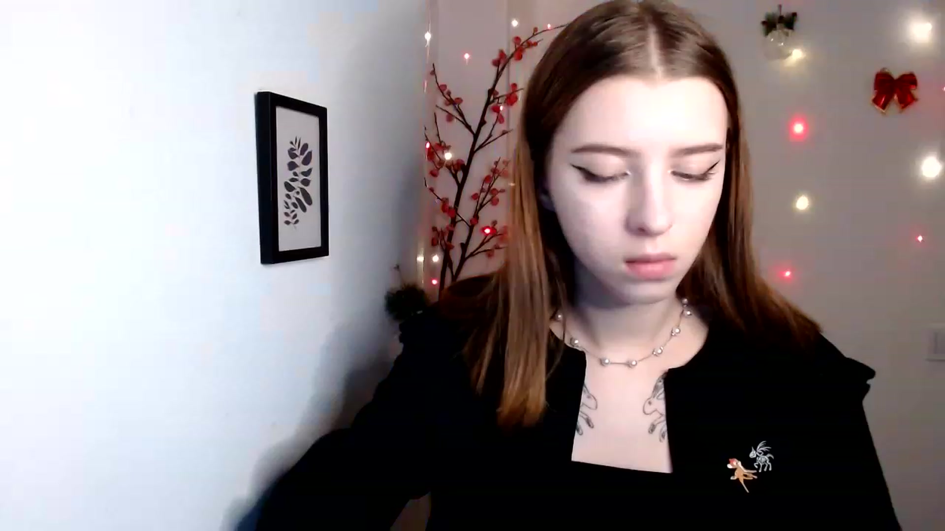 Gallery image thumbnail from Dreamy_devil's myfreecams stream on, 01/08/2023, 17:31 image 11 of 20
