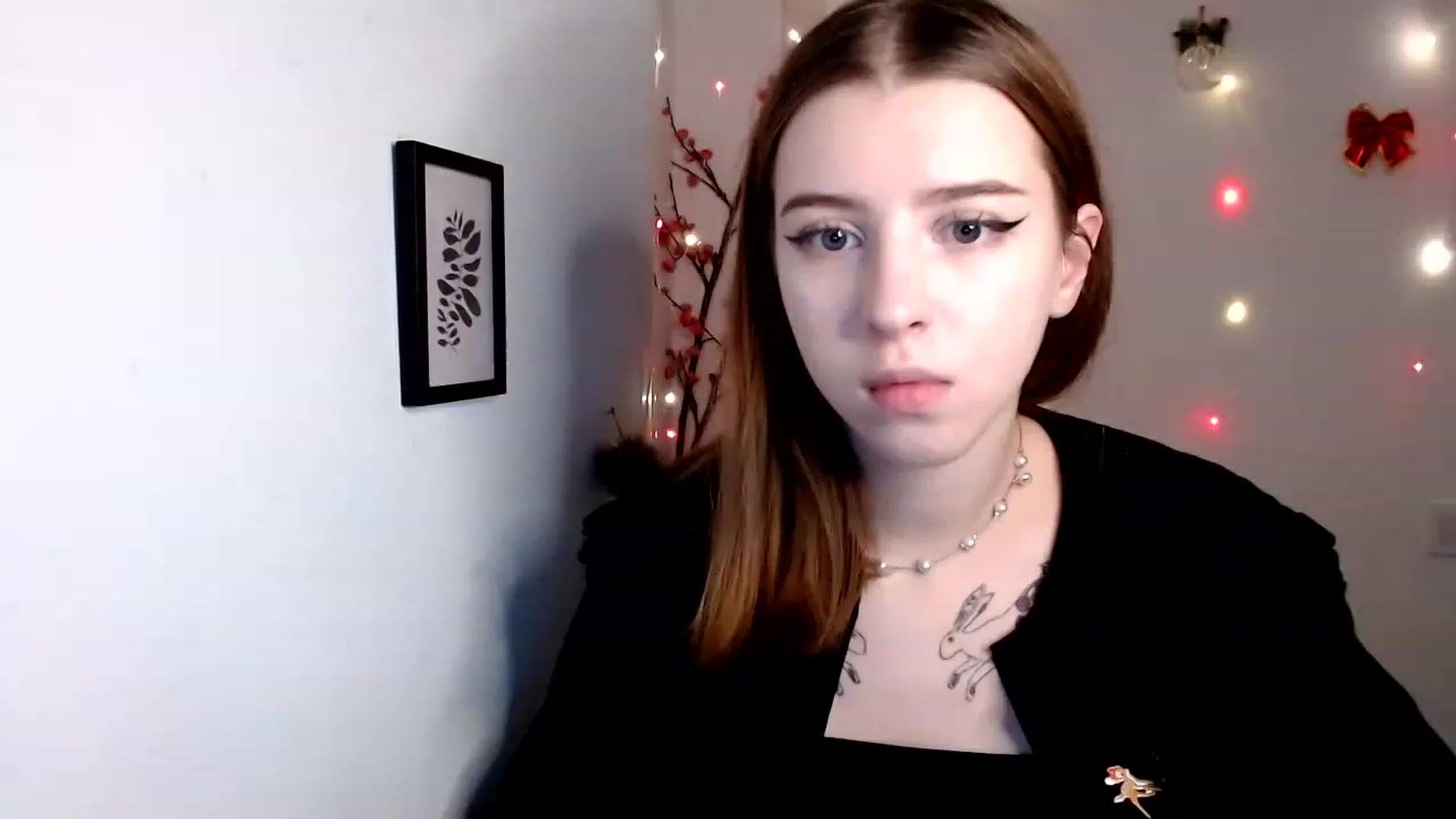 Gallery image thumbnail from Dreamy_devil's myfreecams stream on, 01/08/2023, 17:31 image 7 of 20