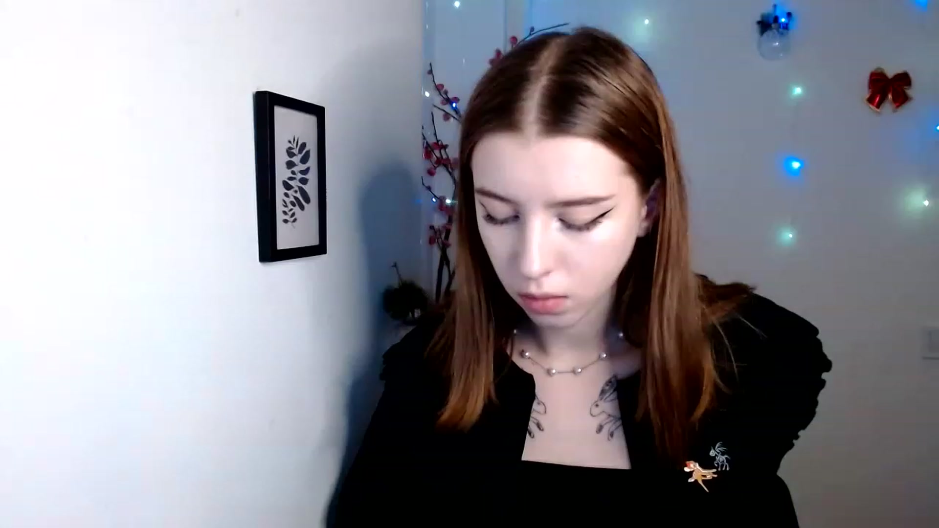Gallery image thumbnail from Dreamy_devil's myfreecams stream on, 01/08/2023, 17:31 image 12 of 20